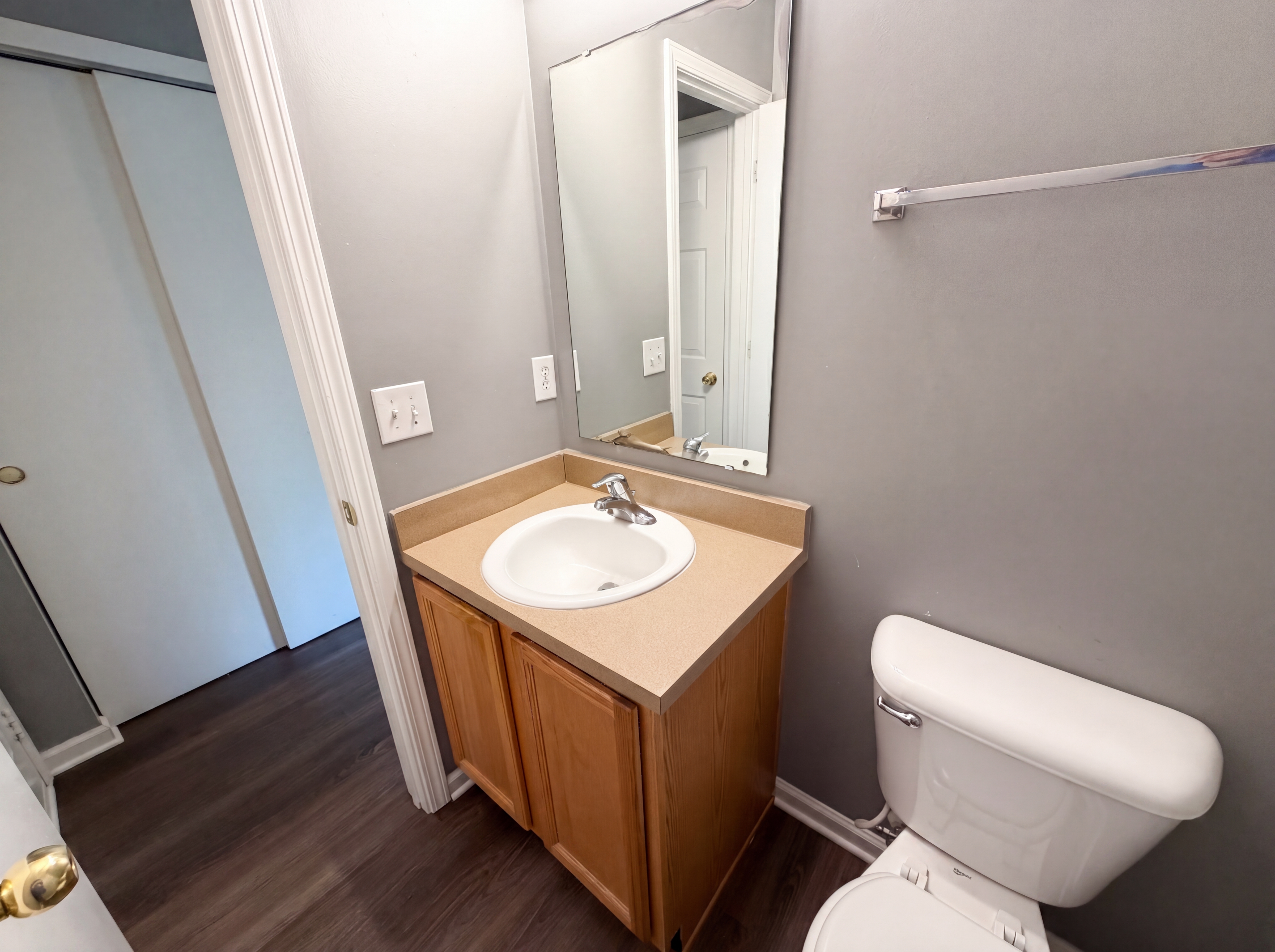 Photo 6 of 18 of 233 White Lick Dr, Indianapolis, IN