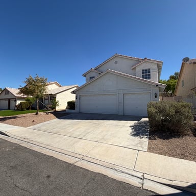 Property photo 1 of 1917 Altivo Dr