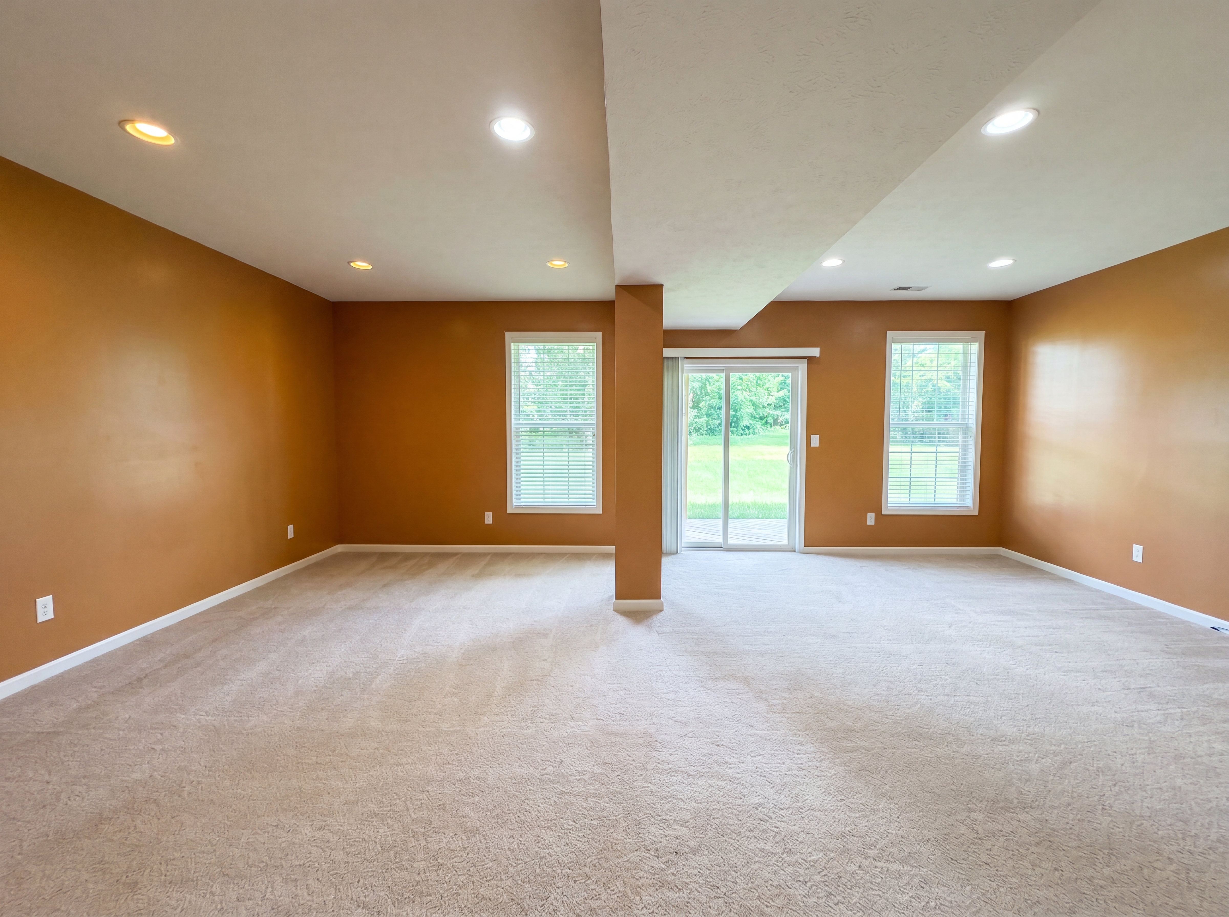 Photo 37 of 43 of 7212 Maple Bluff Pl, Indianapolis, IN