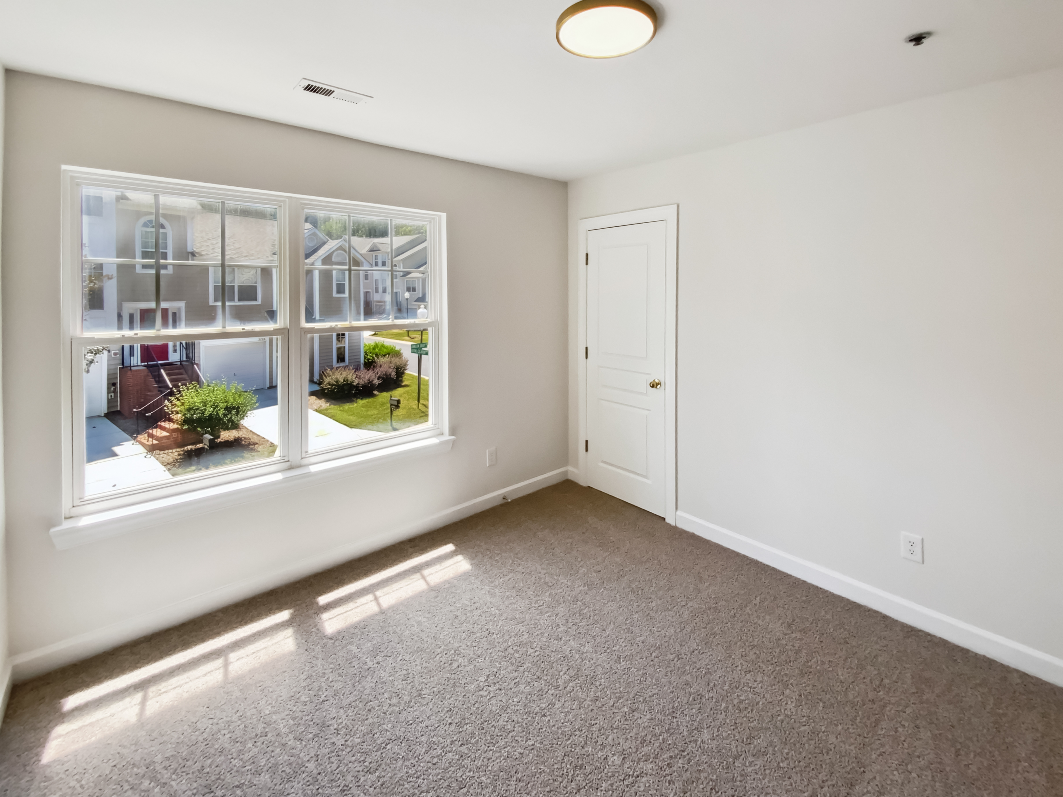 Photo 16 of 22 of 6350 Royal Celadon Way, Charlotte, NC