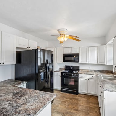 Property photo 2 of 4137 Gary Ave