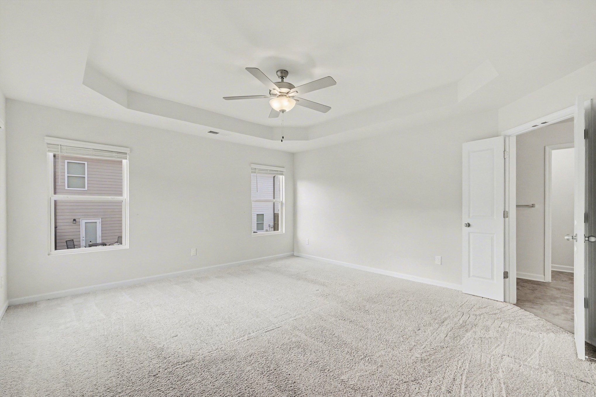Photo 4 of 17 of 4574 Bishops Ln, Oakwood, GA
