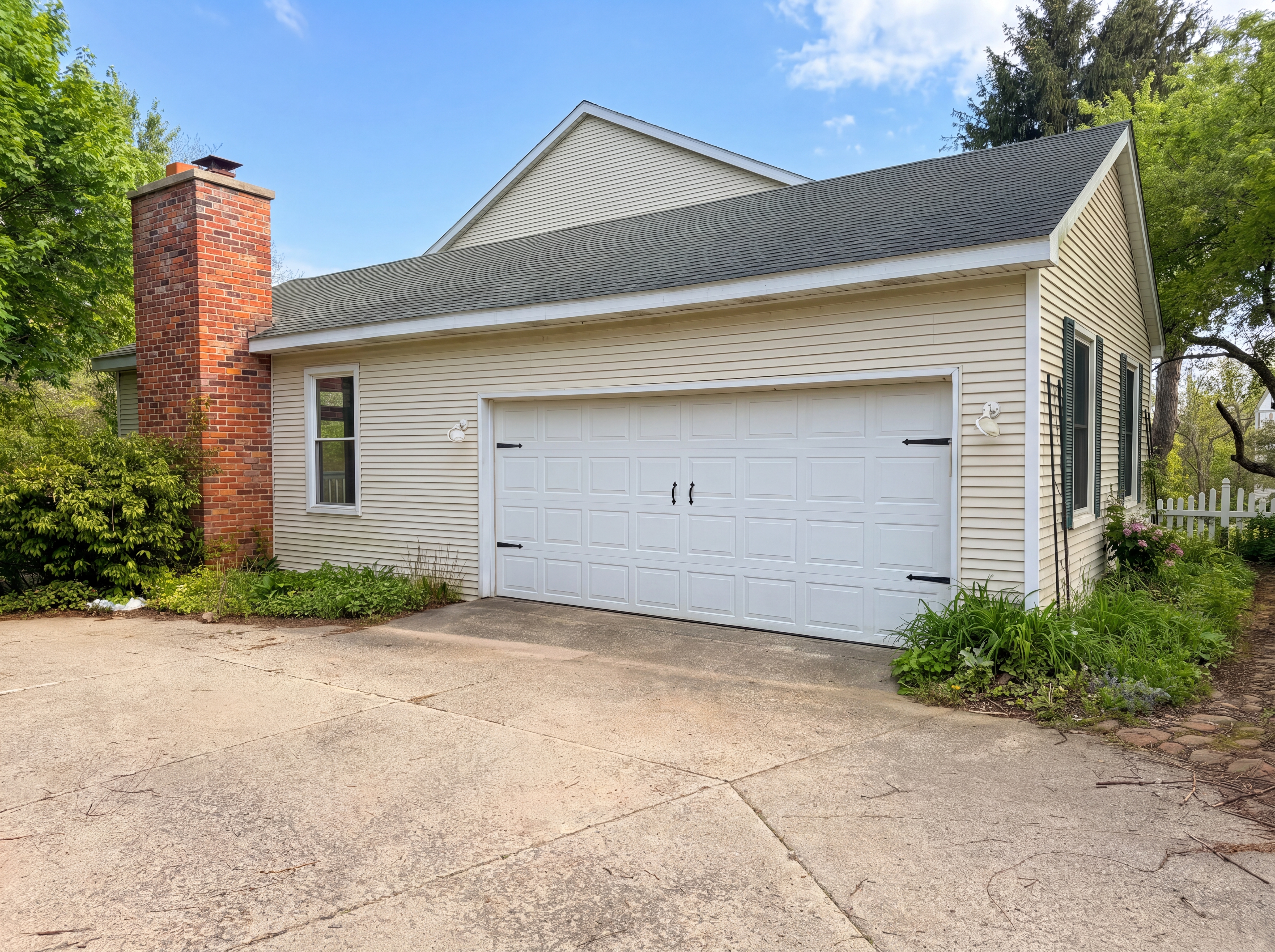 Photo 16 of 19 of 6536 Mountview Ct, Brighton, MI