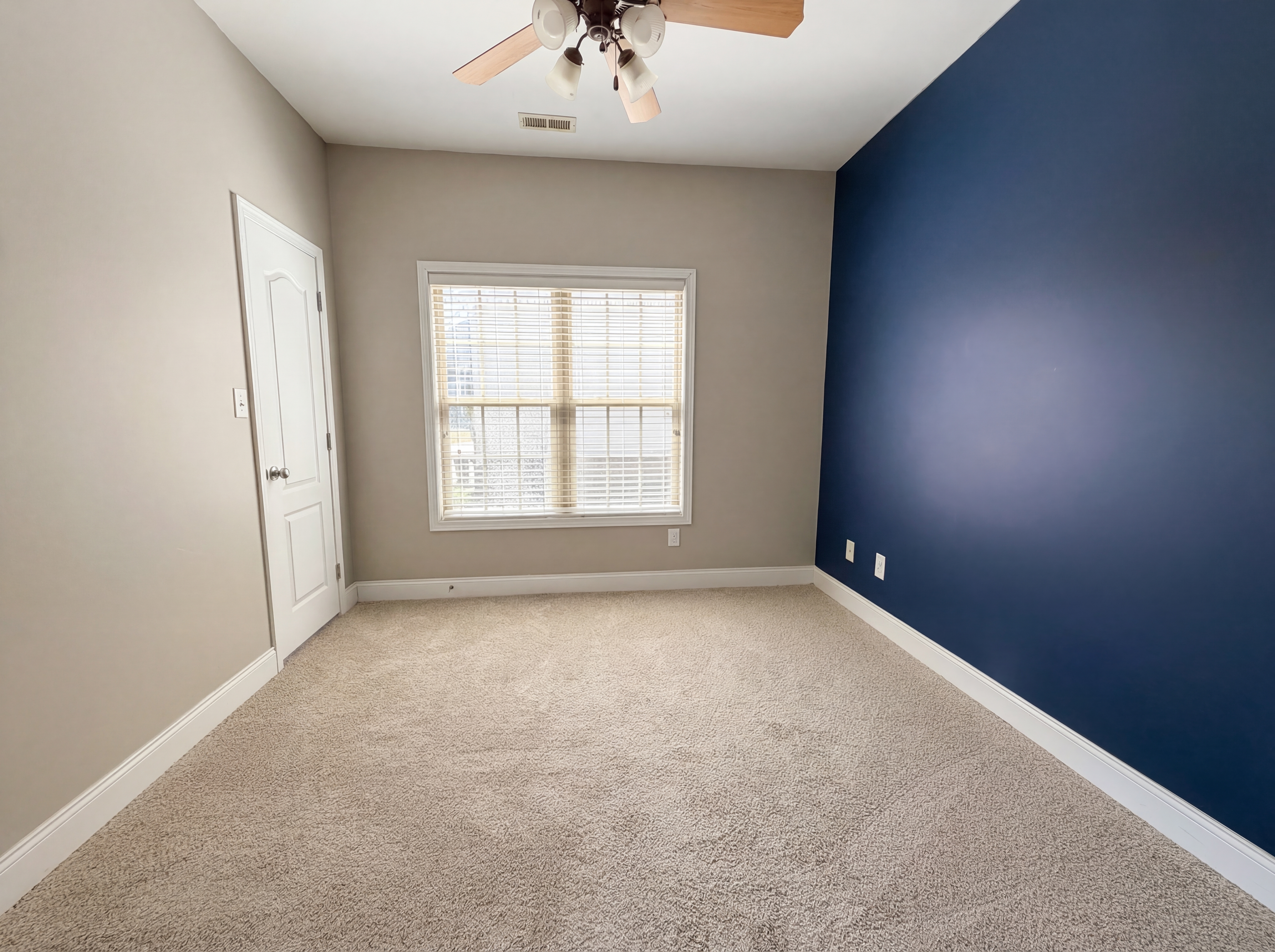 Photo 7 of 18 of 4170 Hathaway Ln, Mount Olive, AL