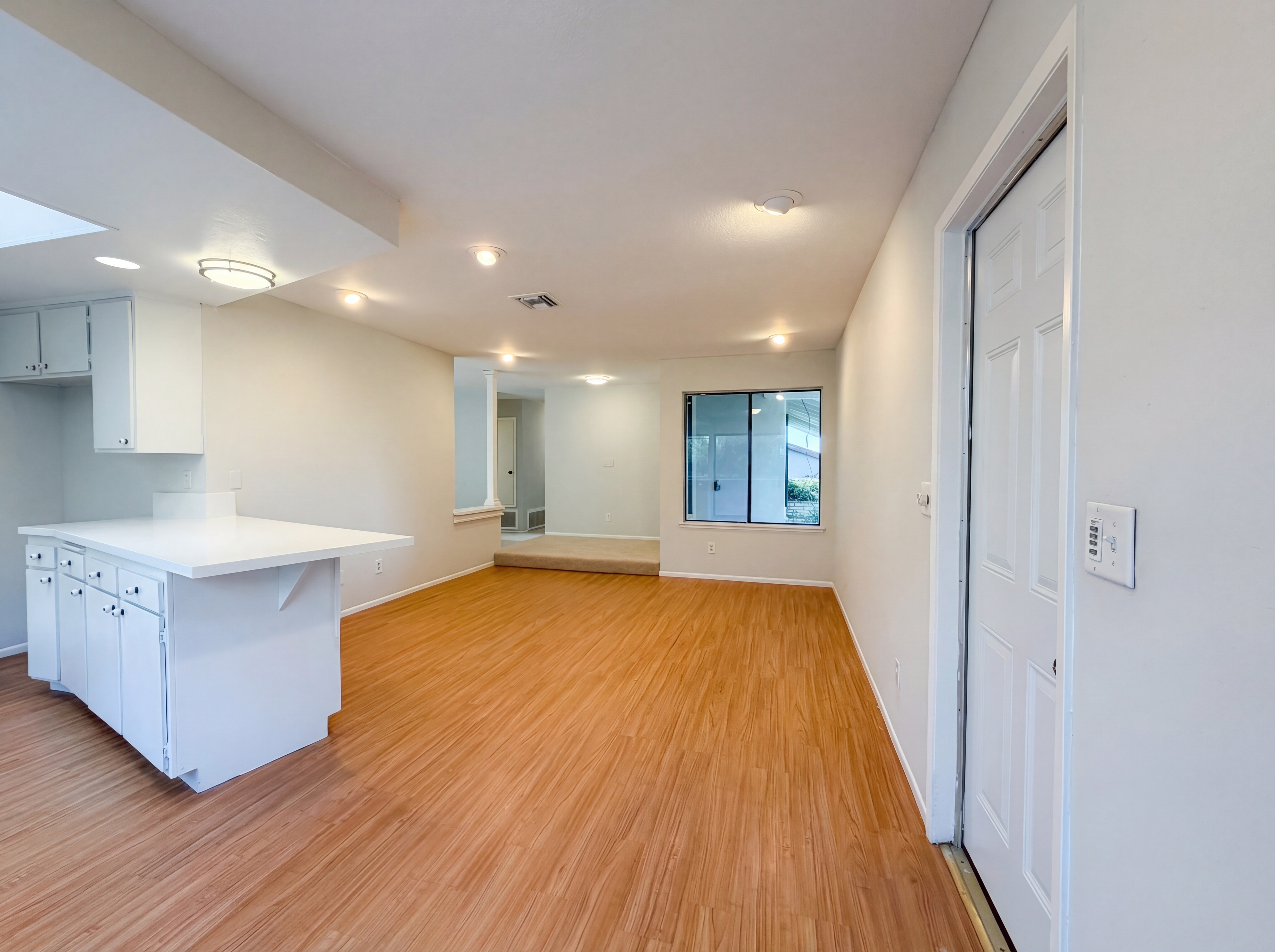 Photo 8 of 21 of 2785 Bonita Dr, Highland, CA