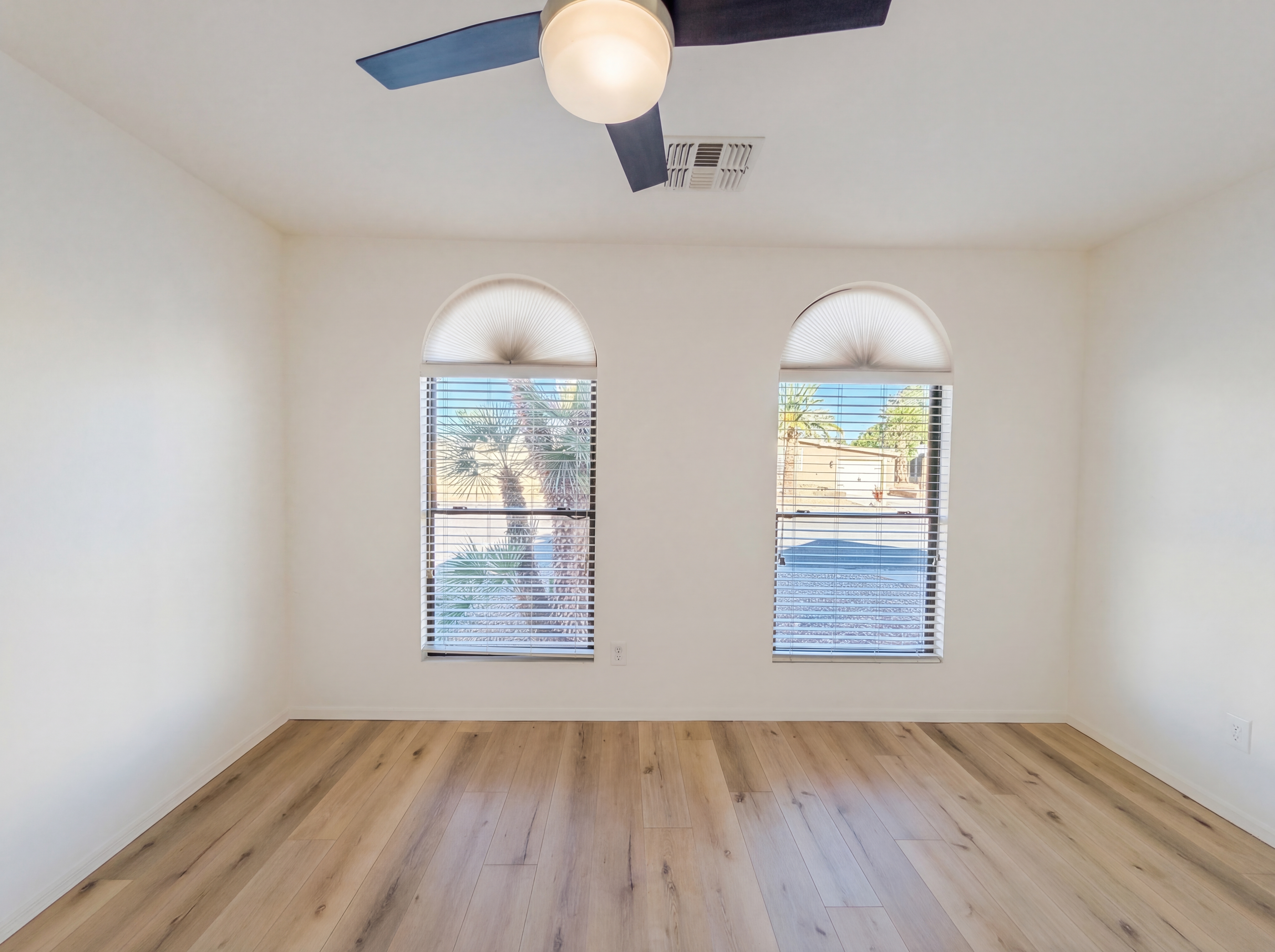 Photo 4 of 16 of 25210 S Wyoming Ave, Sun Lakes, AZ
