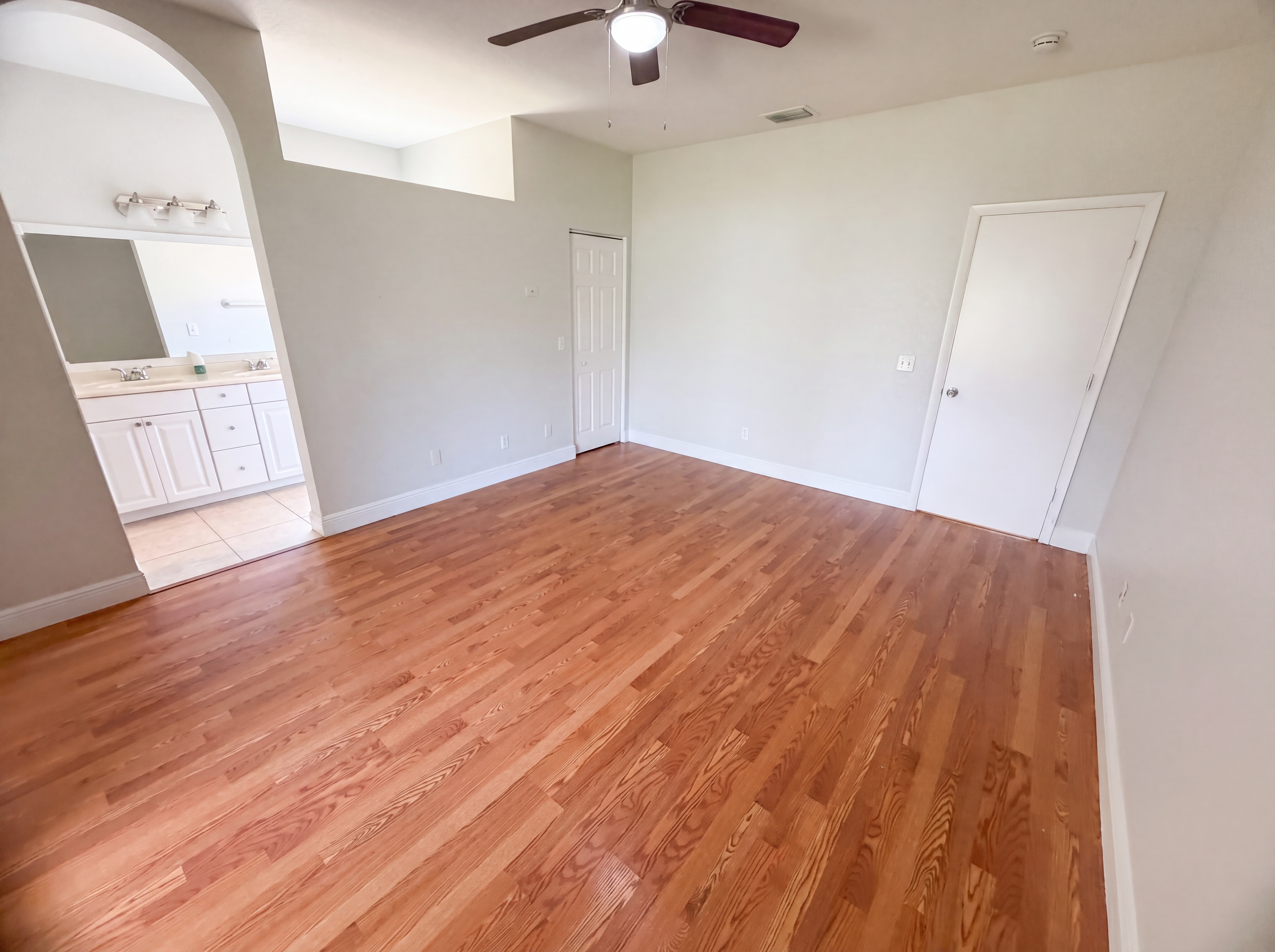 Photo 4 of 45 of 2385 SW Neal Rd, Port Saint Lucie, FL