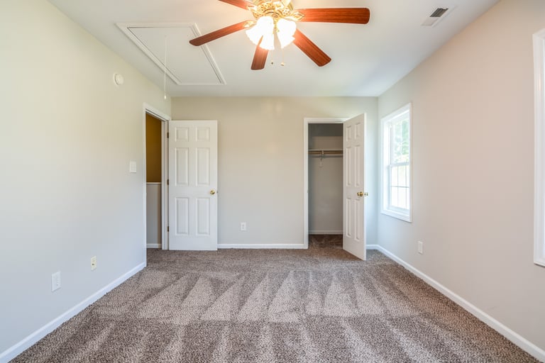 Photo 6 of 14 - 96 Randolph Dr, Clayton, NC 27520