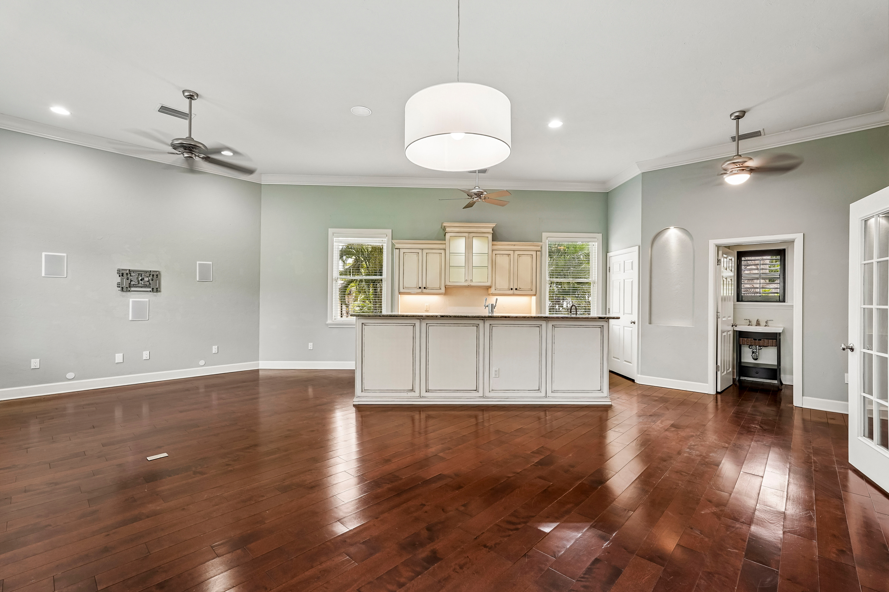 Photo 46 of 68 of 1675 Landings Ln, Sarasota, FL