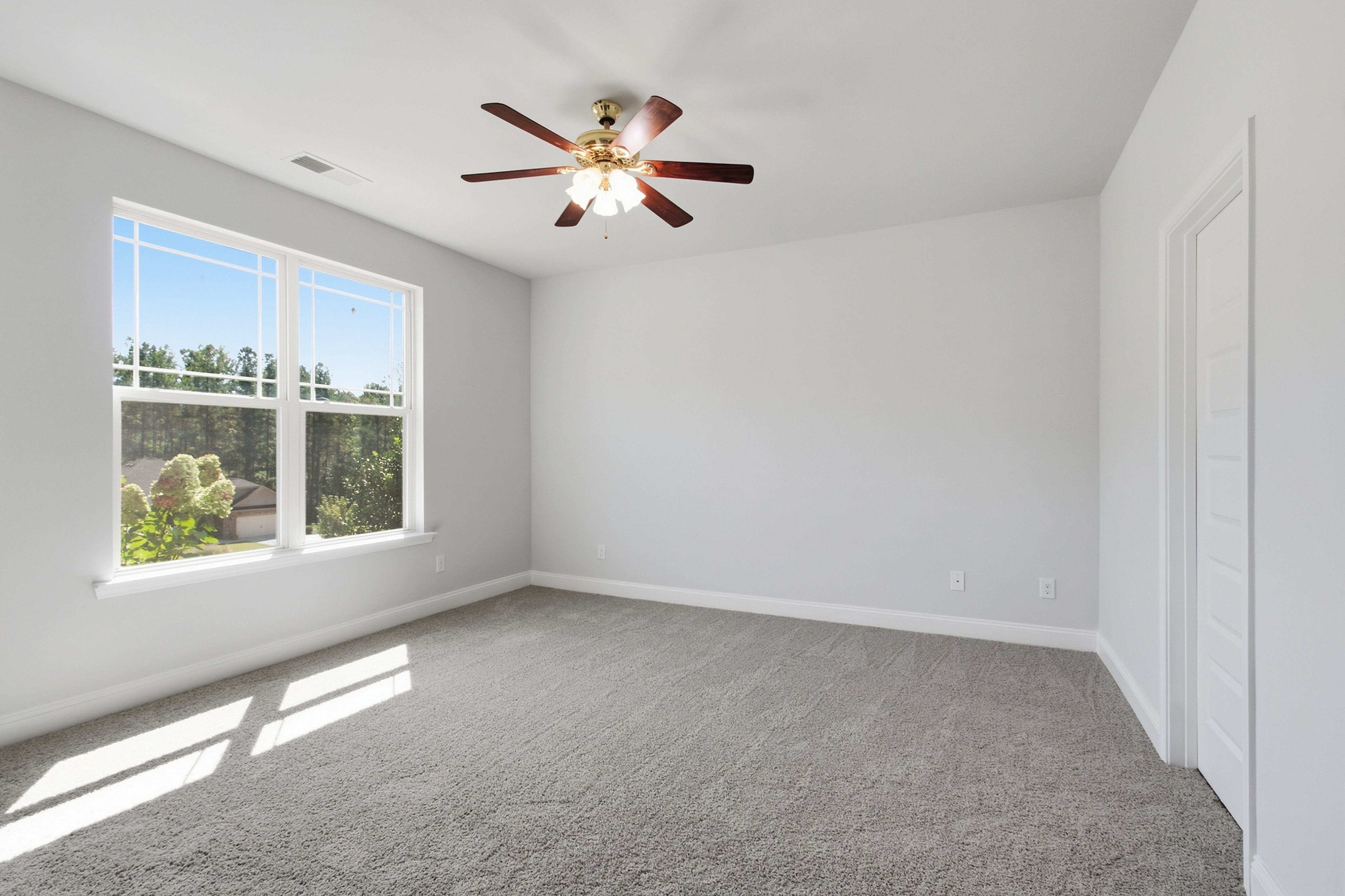 Photo 18 of 37 of 403 Bramlett Ridge Dr, Dallas, GA