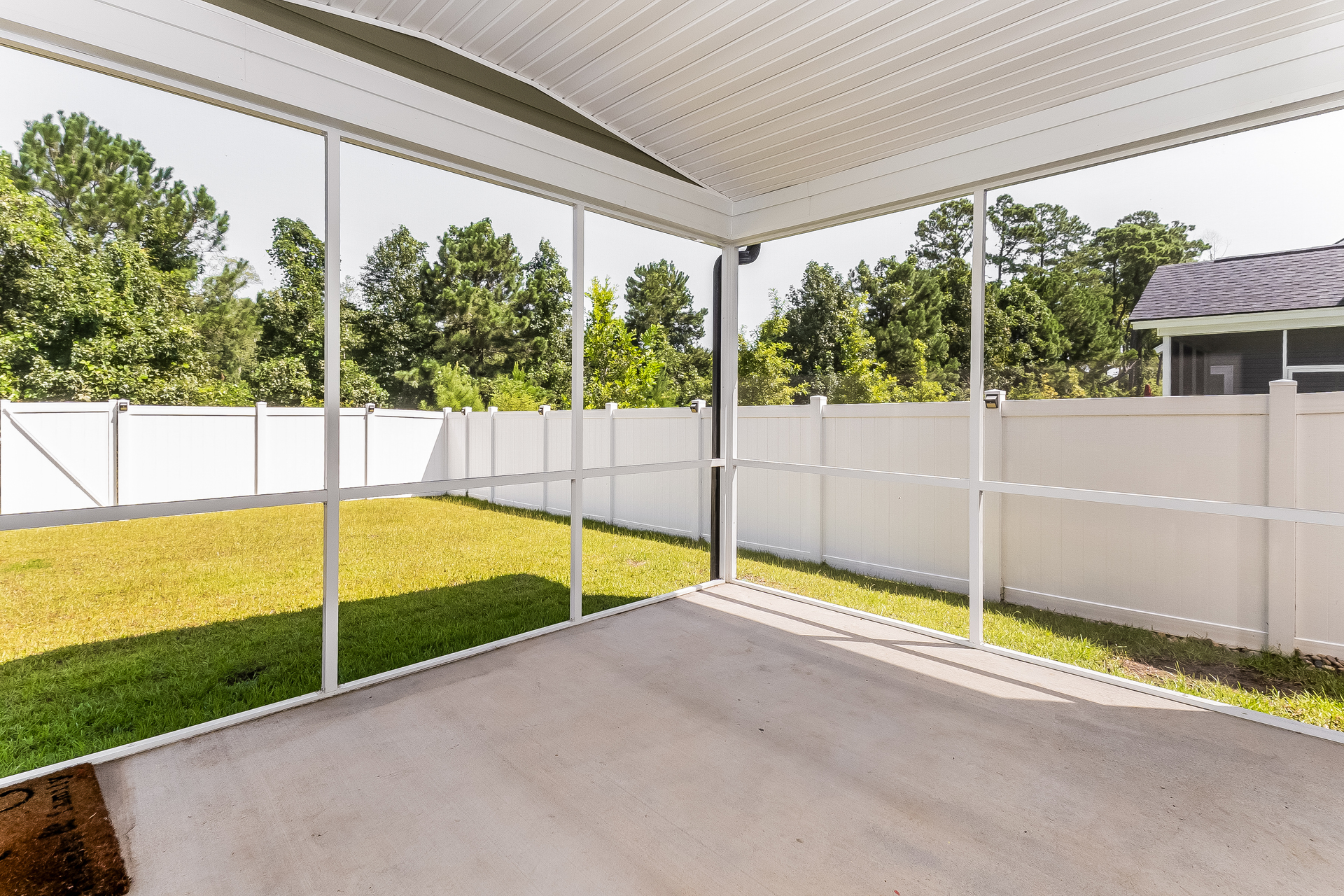 Photo 5 of 23 of 216 Red Bluff St, Summerville, SC