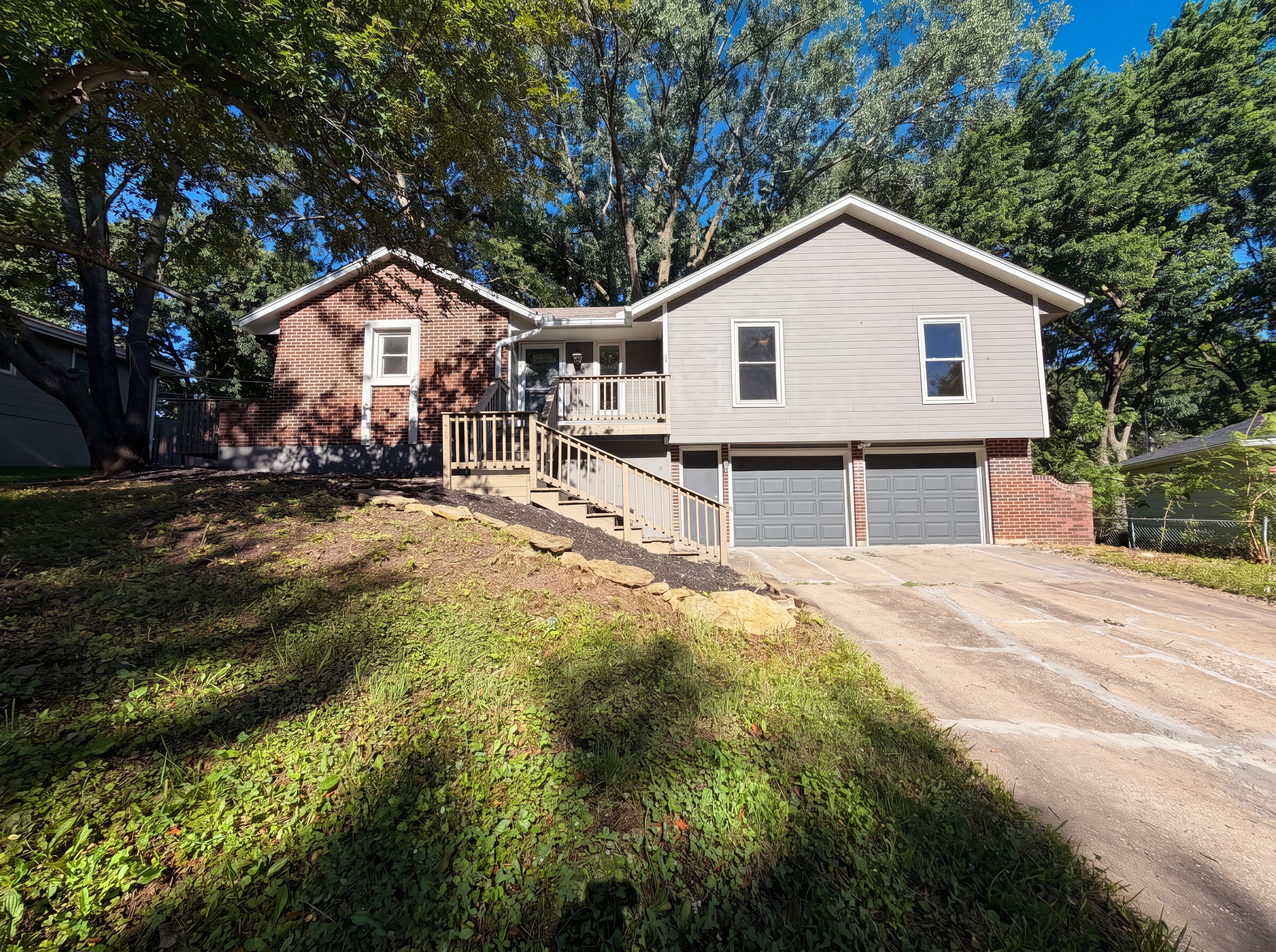 Photo 17 of 22 of 205 NE 1st Street Ter, Blue Springs, MO