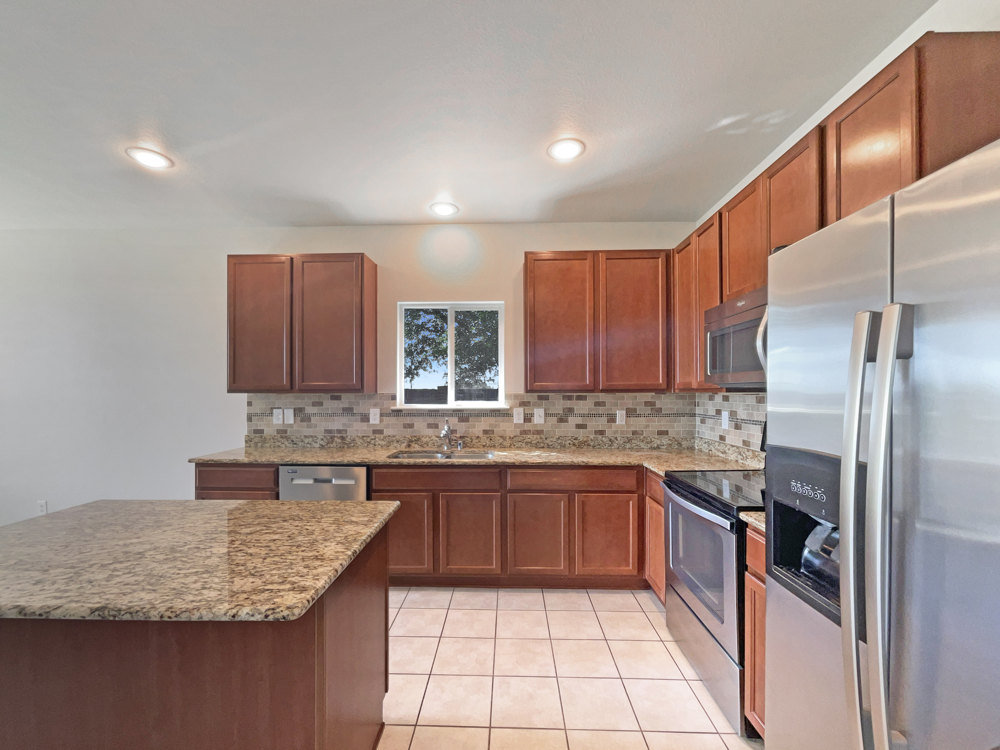 Photo 17 of 20 of 8700 Navigation Dr, Fort Worth, TX