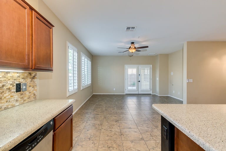 Photo 7 of 24 - 3422 E Ravenswood Dr, Gilbert, AZ 85298