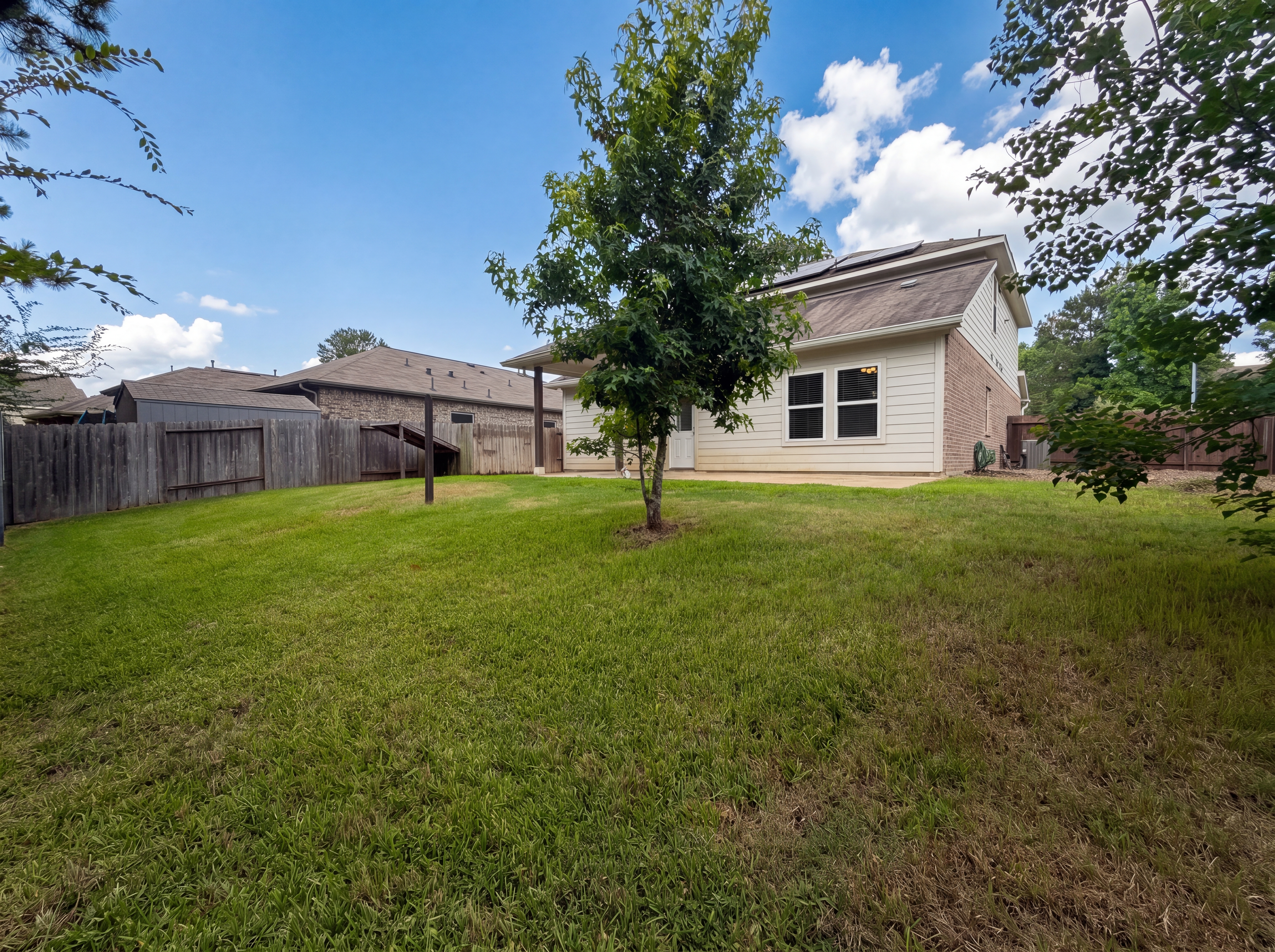 Photo 20 of 22 of 18664 Legend Oaks Dr, Magnolia, TX