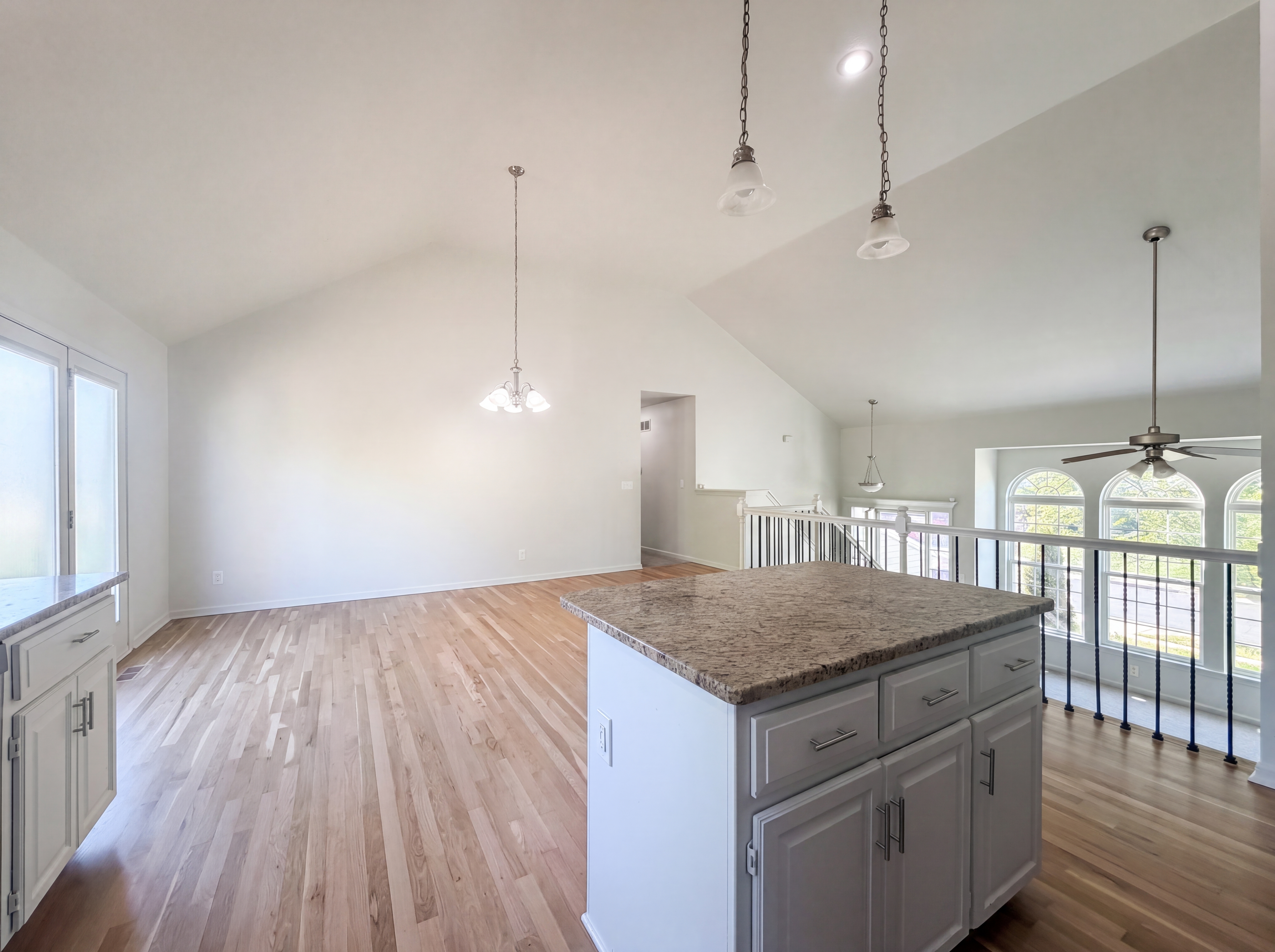 Photo 7 of 21 of 1105 Fox Run Trl, Platte City, MO
