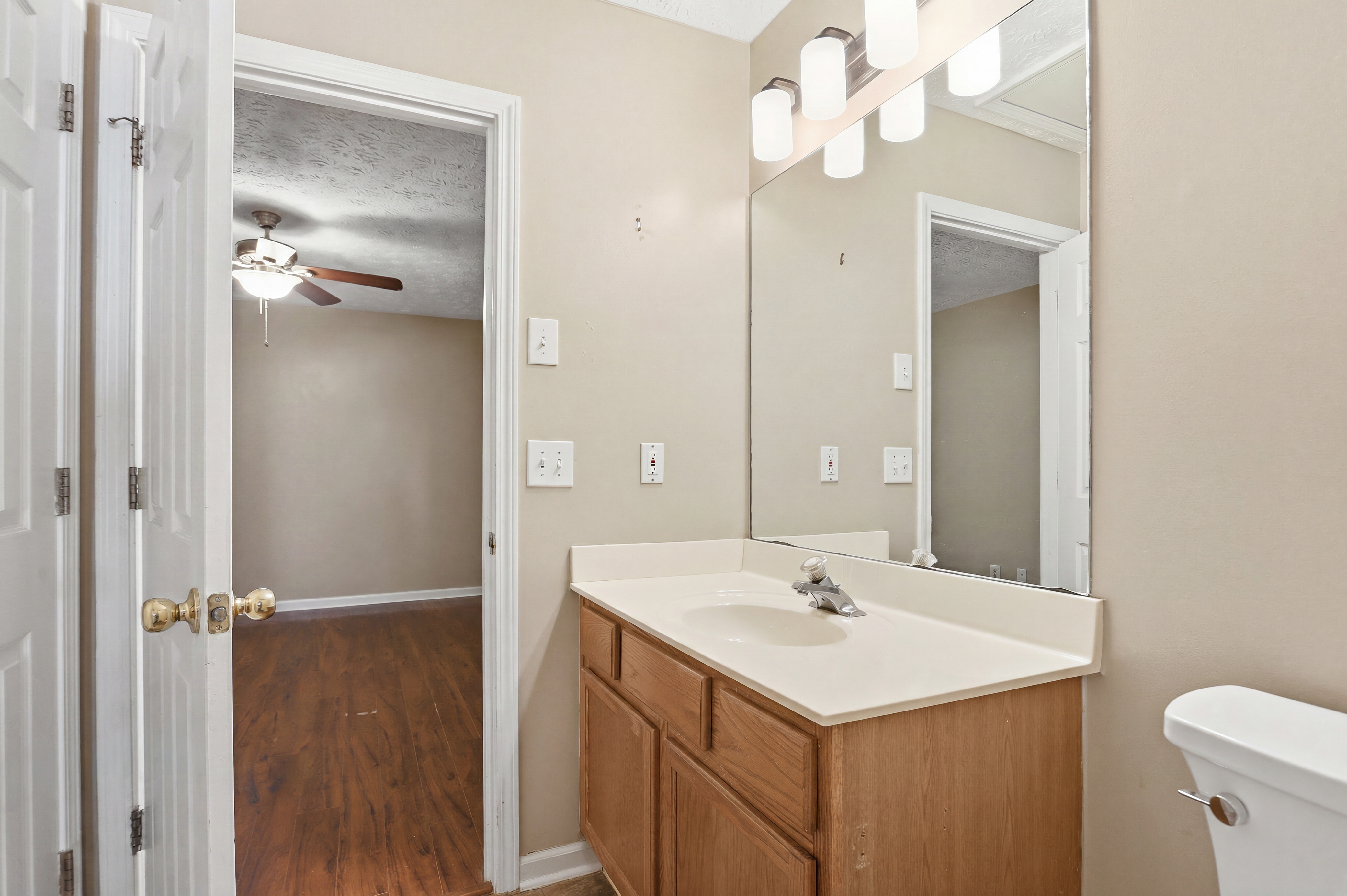 Photo 18 of 23 of 1148 Britley Park Ln, Woodstock, GA