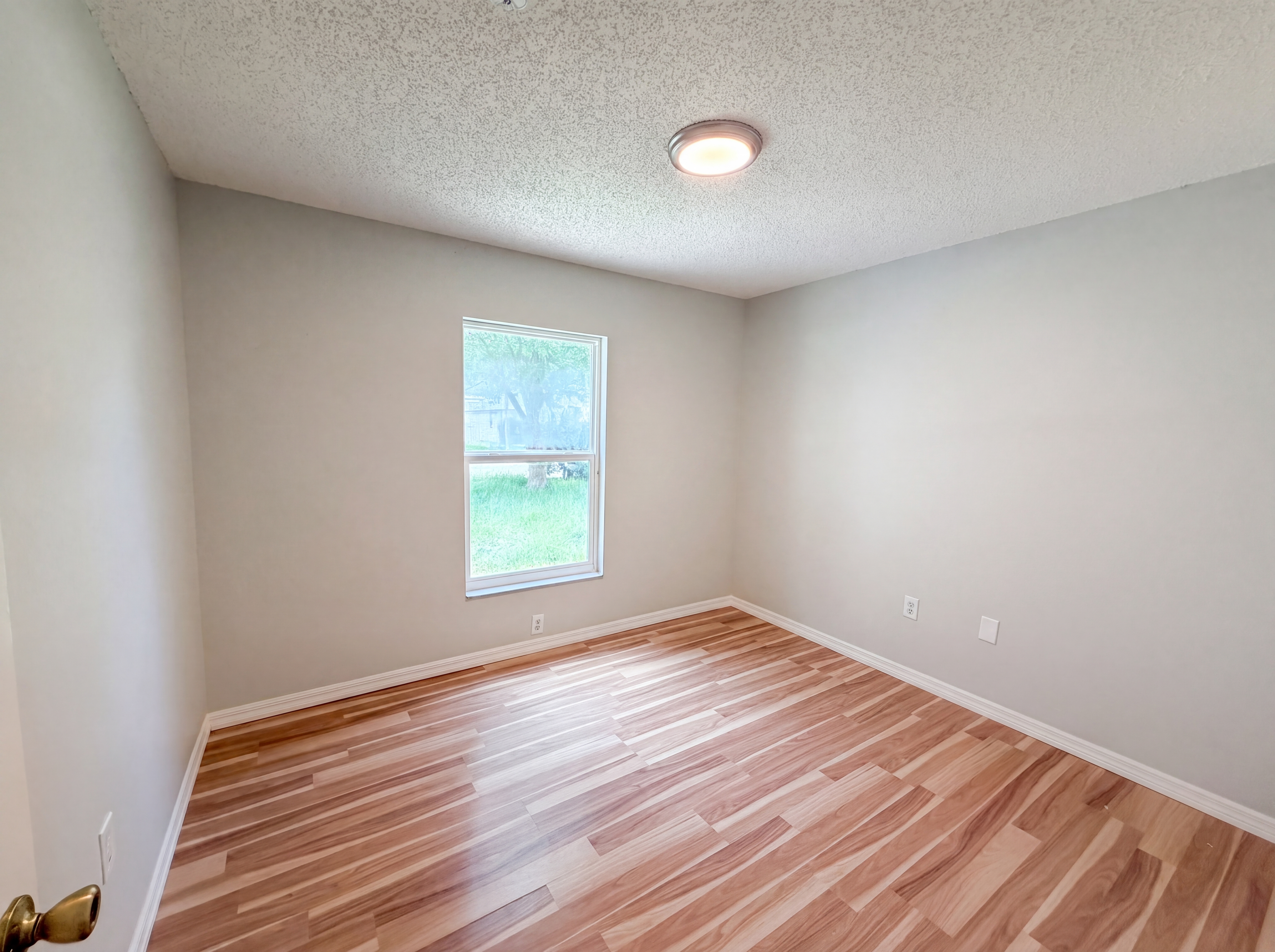 Photo 9 of 20 of 1360 Wildberry Ln, Deltona, FL