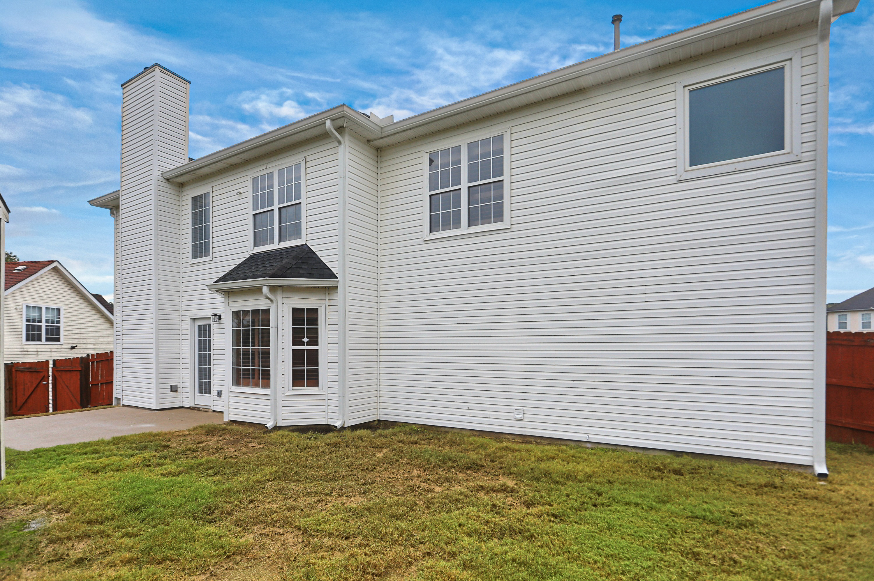 Photo 5 of 41 of 5713 Mill View Way, Lithonia, GA