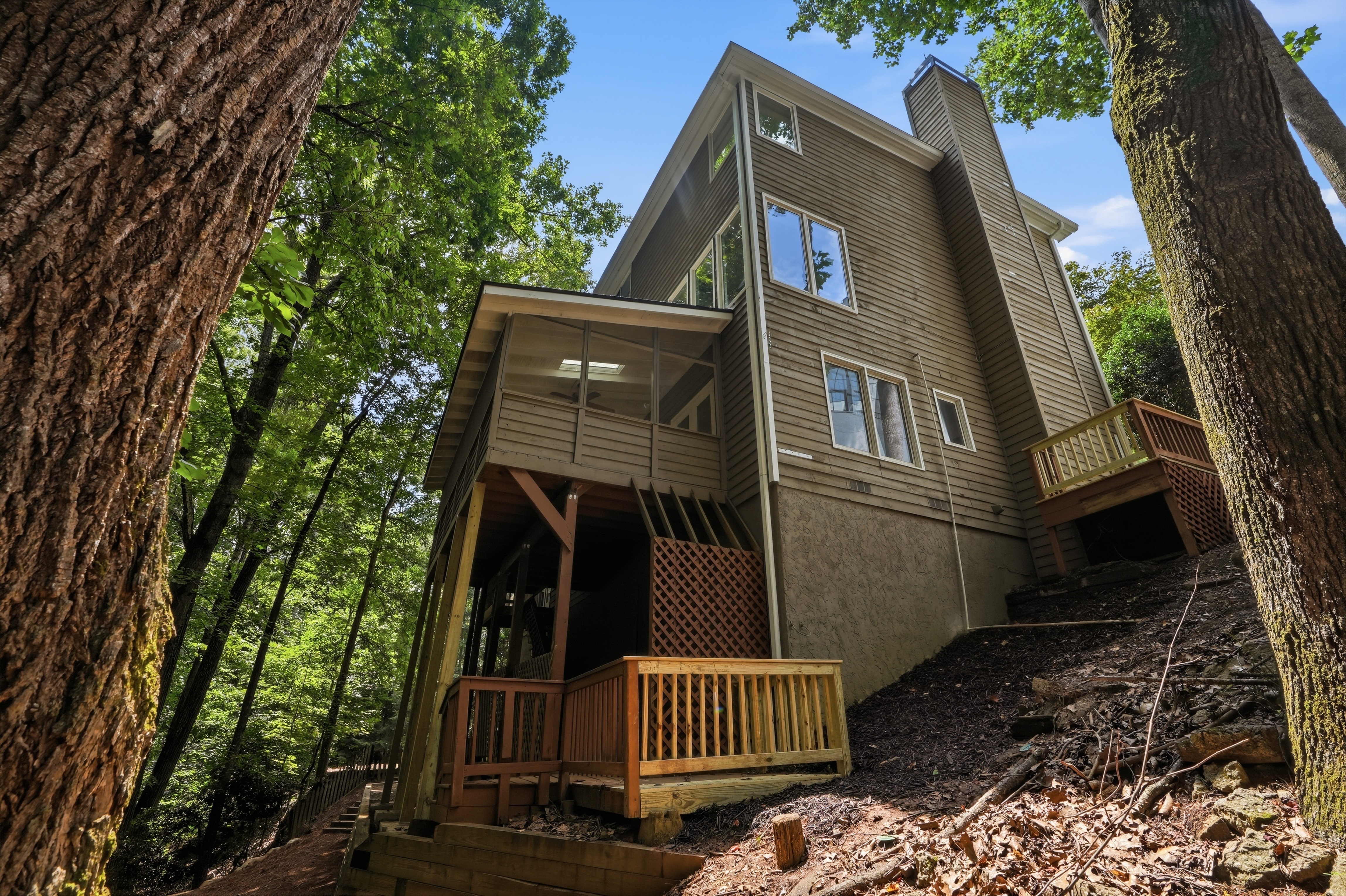 Photo 48 of 56 of 110 Bitternut Cir, Roswell, GA