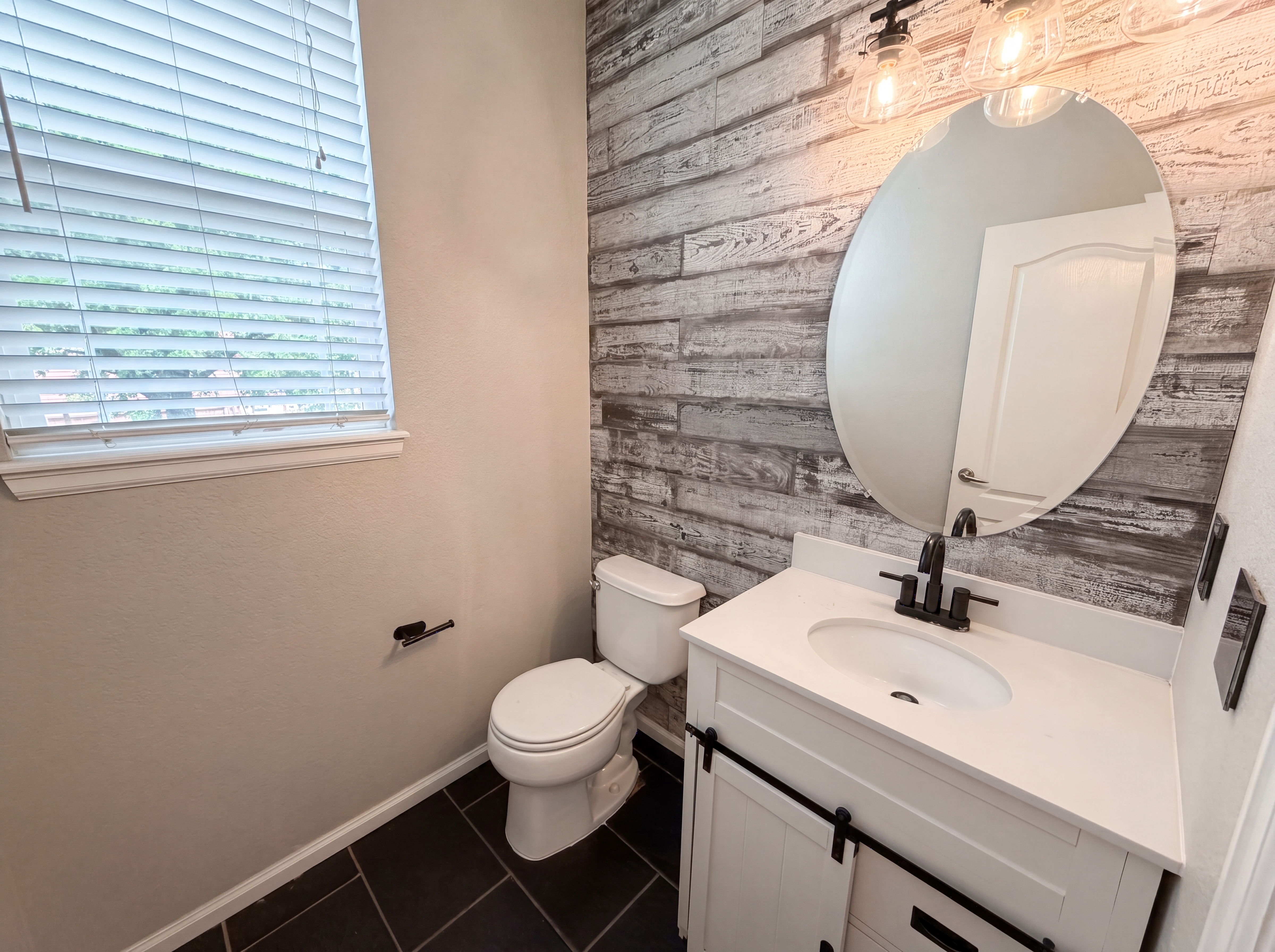 Photo 19 of 34 of 10494 Ouray St, Commerce City, CO