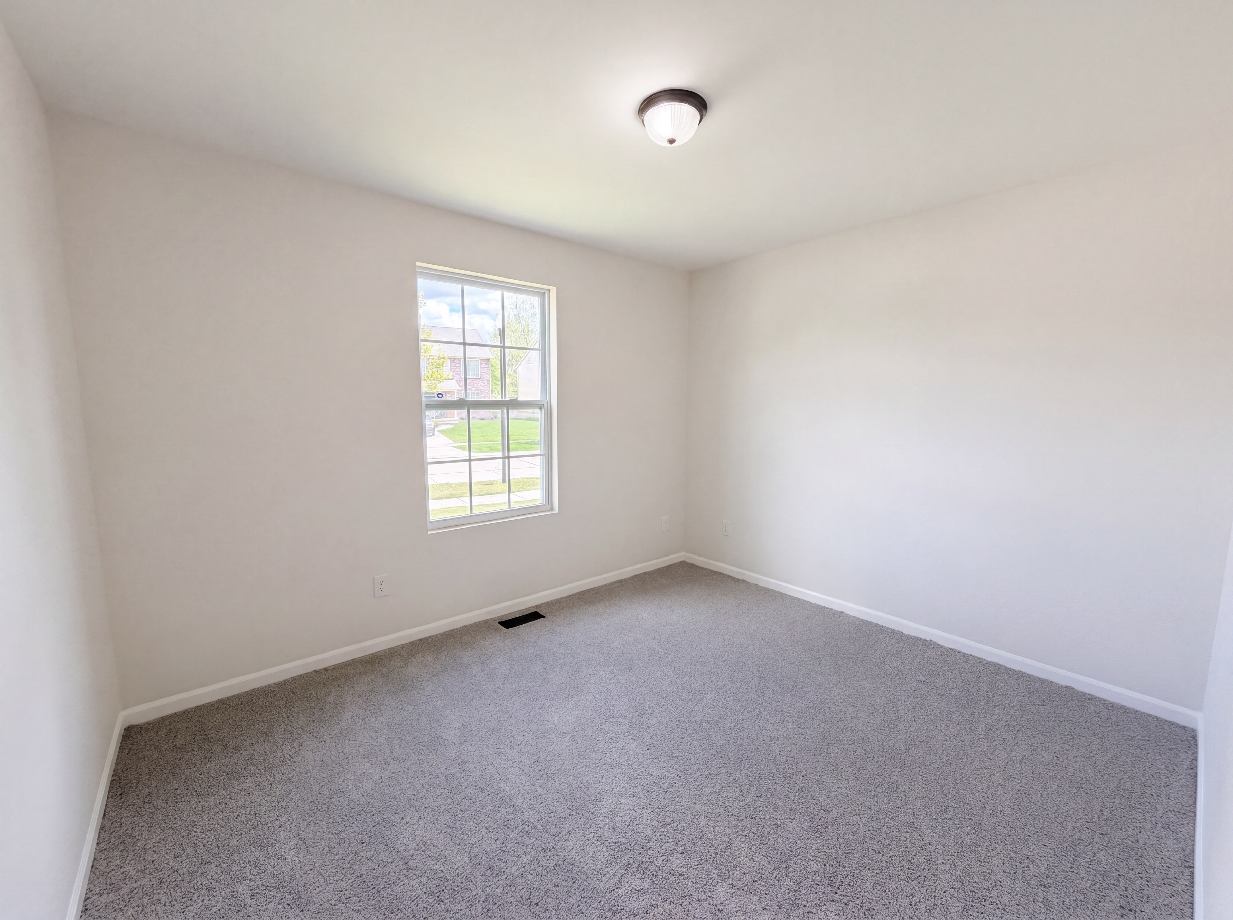 Photo 12 of 21 of 5988 Treetops Dr, Romulus, MI