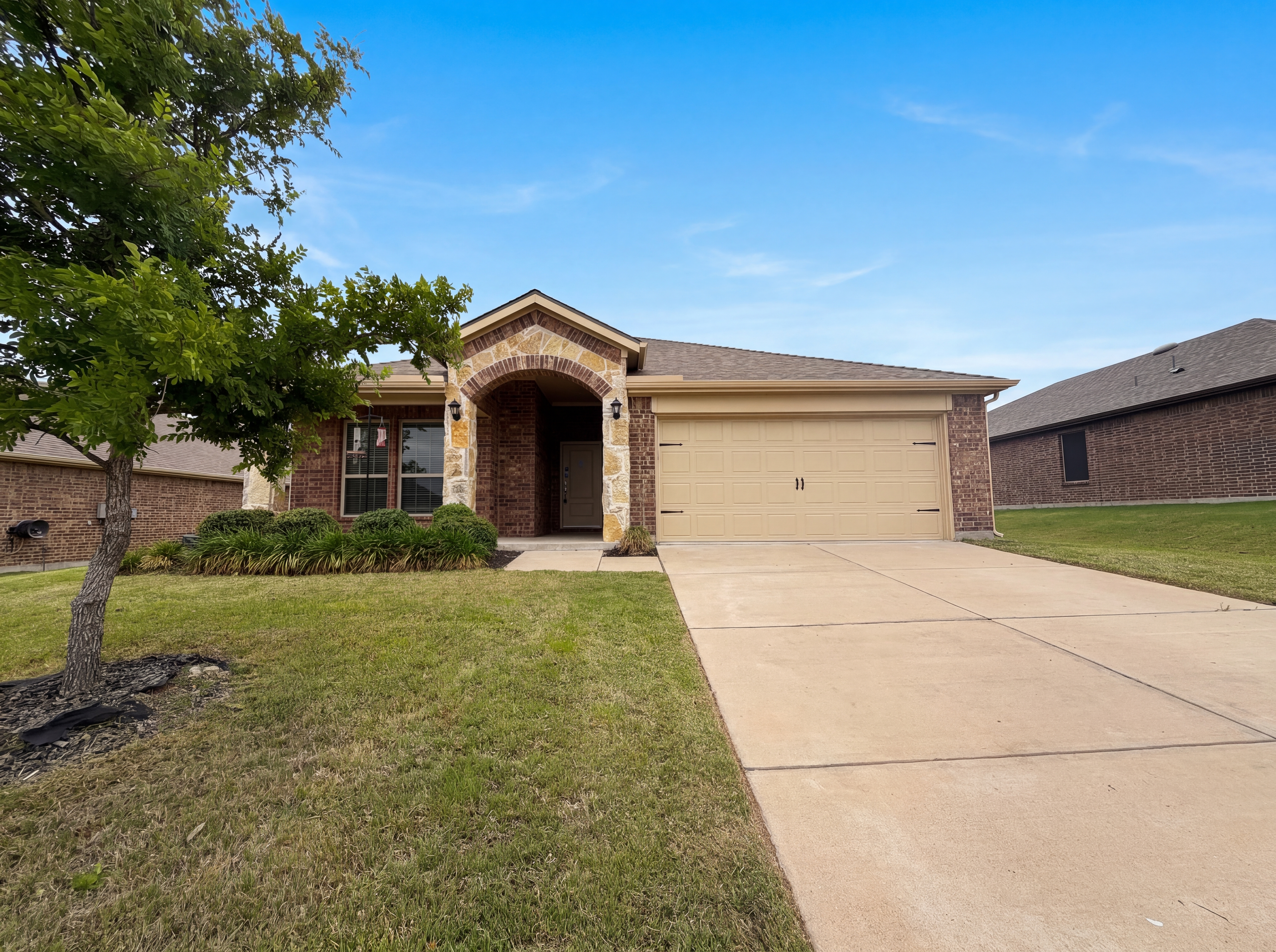 Photo 10 of 18 of 3005 Teakwood St, Anna, TX
