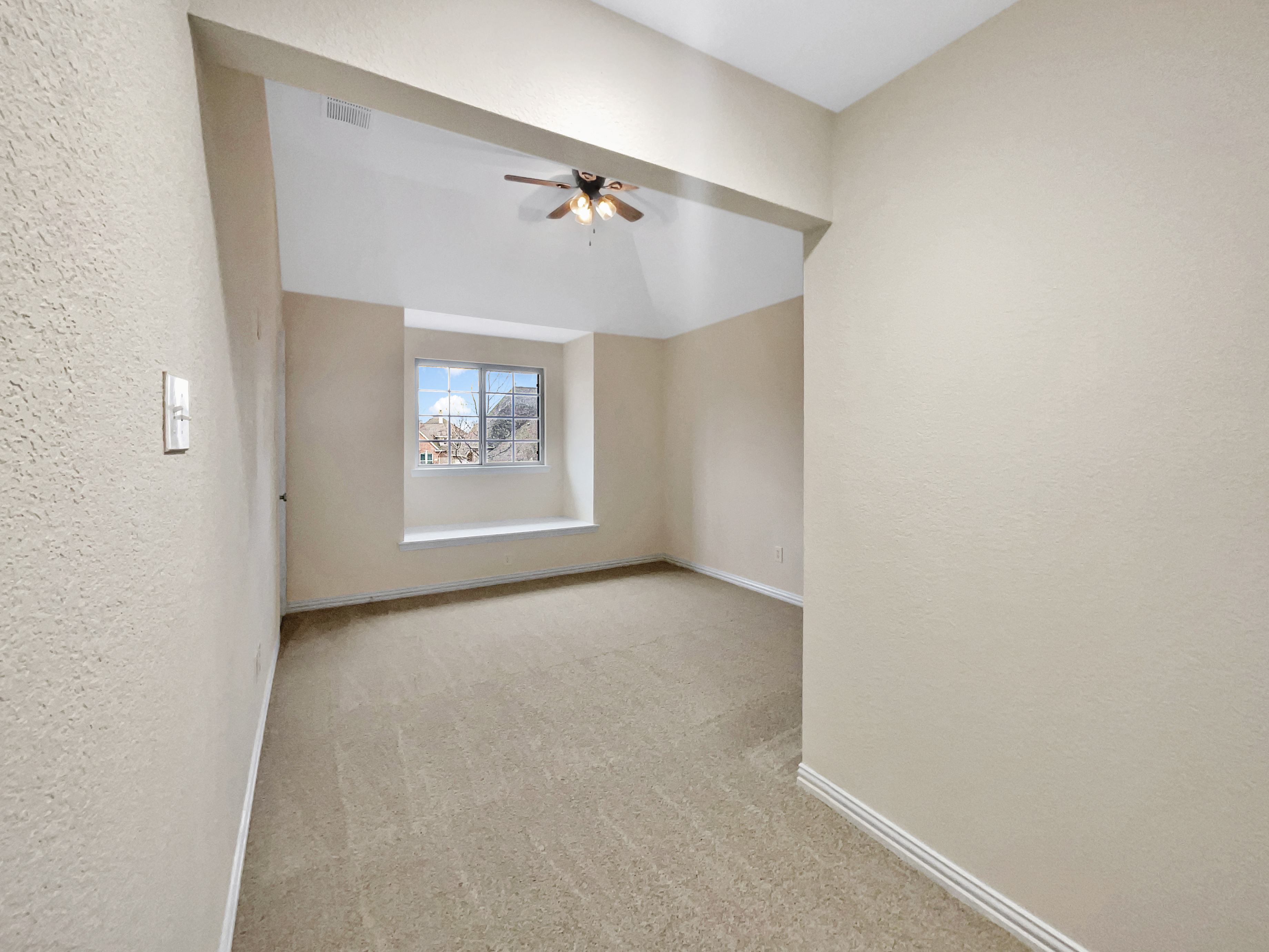 Photo 19 of 31 of 941 Fox Ridge Trl, Prosper, TX