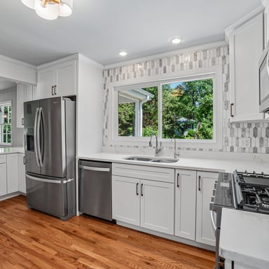 Property photo 2 of 28 Ridgefield Pl
