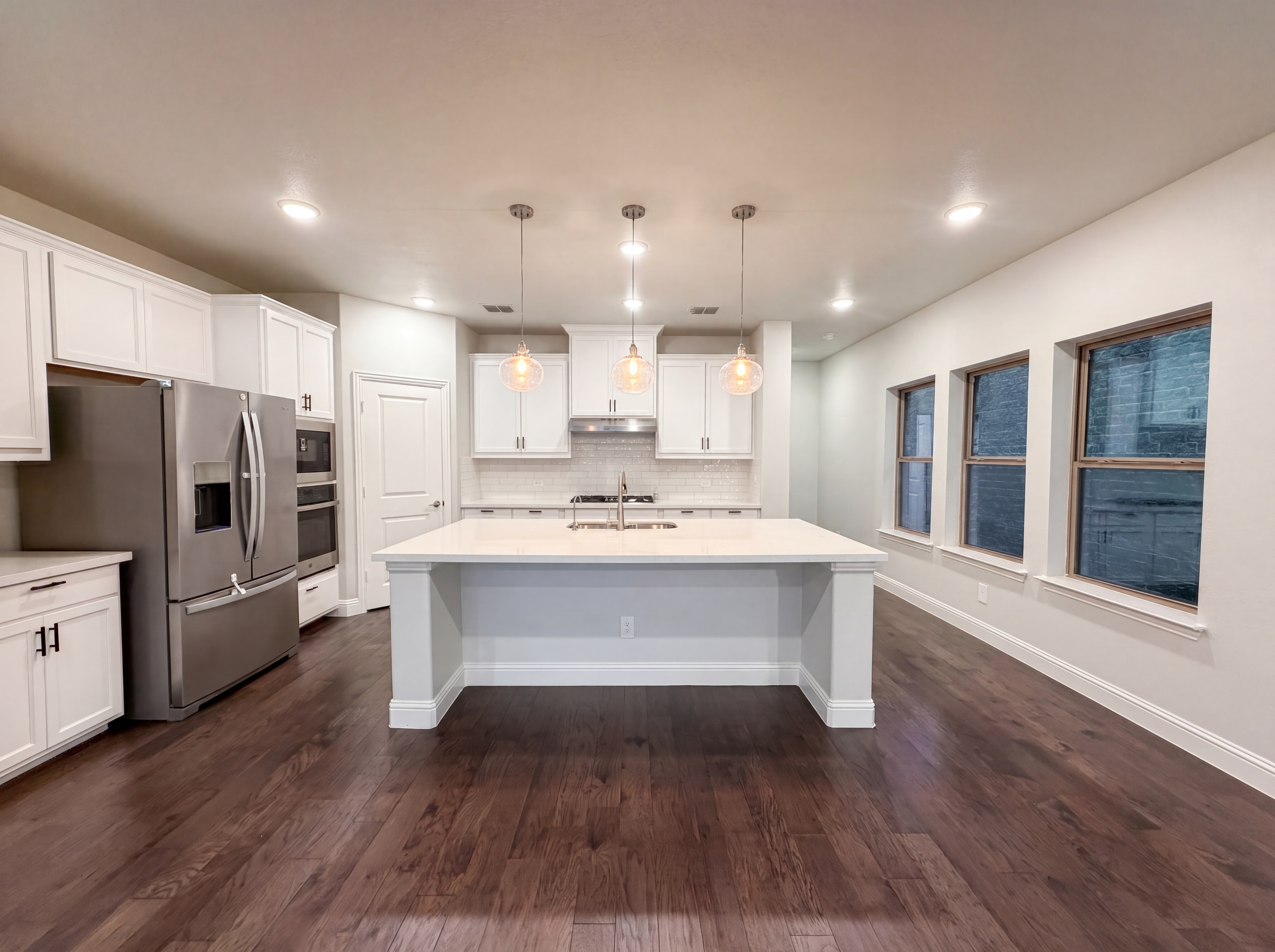 Photo 8 of 31 of 217 Cassandra Ct, Euless, TX
