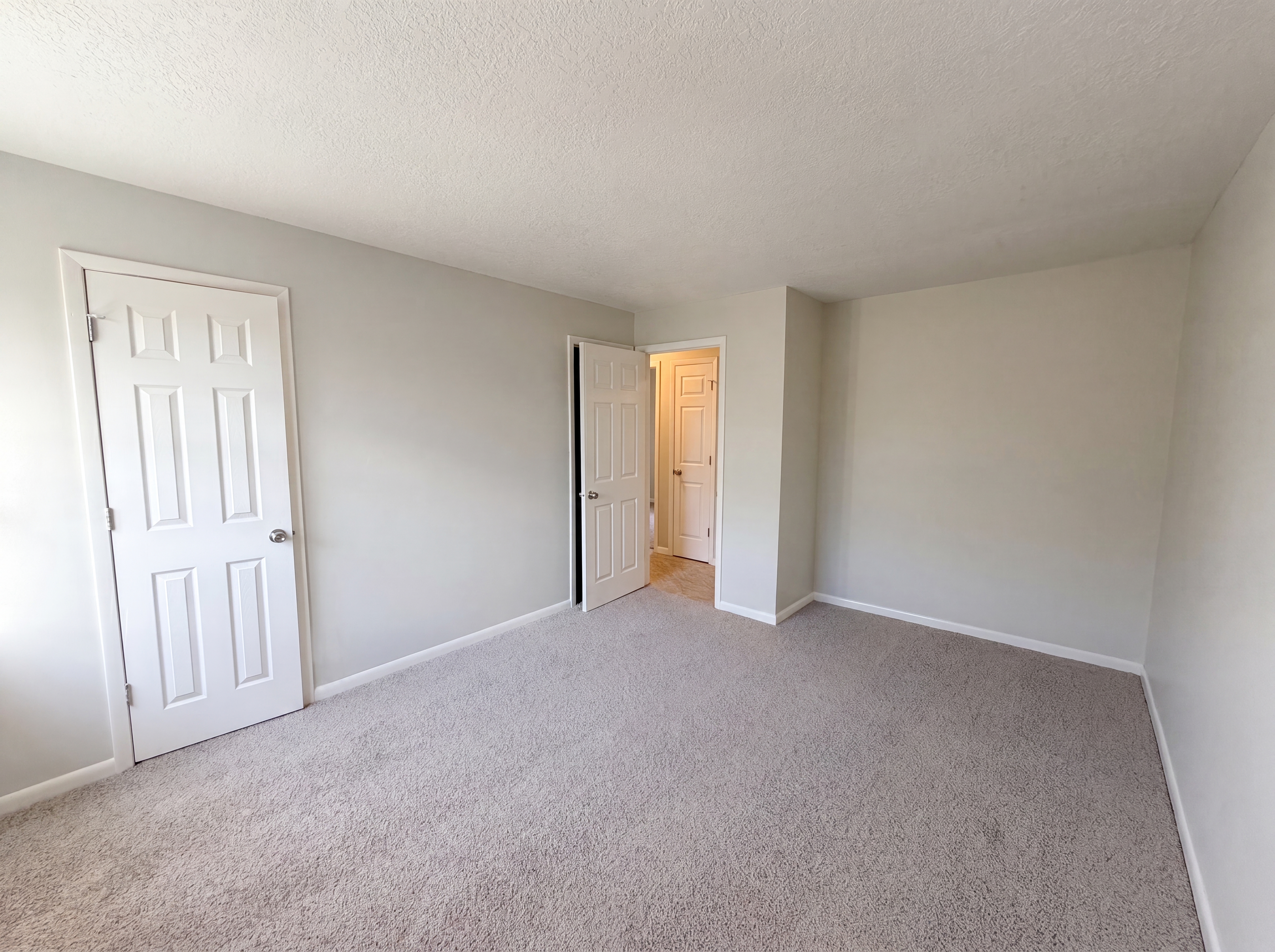 Photo 16 of 22 of 880 Fruitland Dr, Deltona, FL