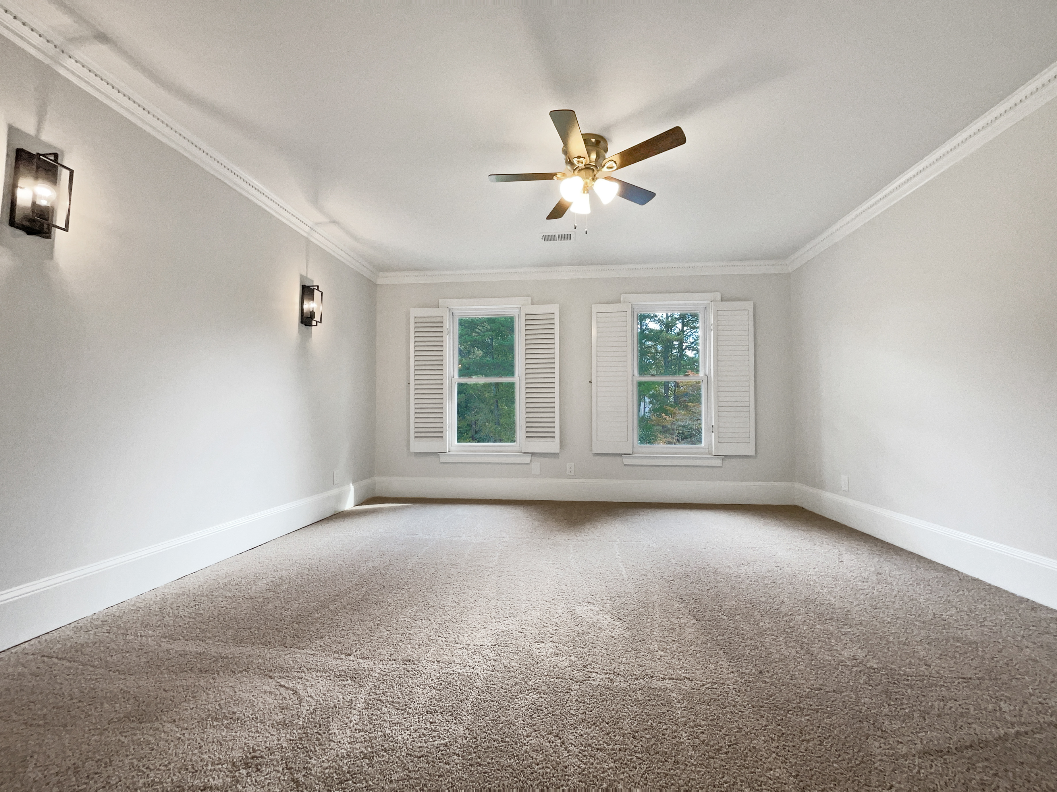 Photo 5 of 48 of 5919 Heritage Ln, Stone Mountain, GA