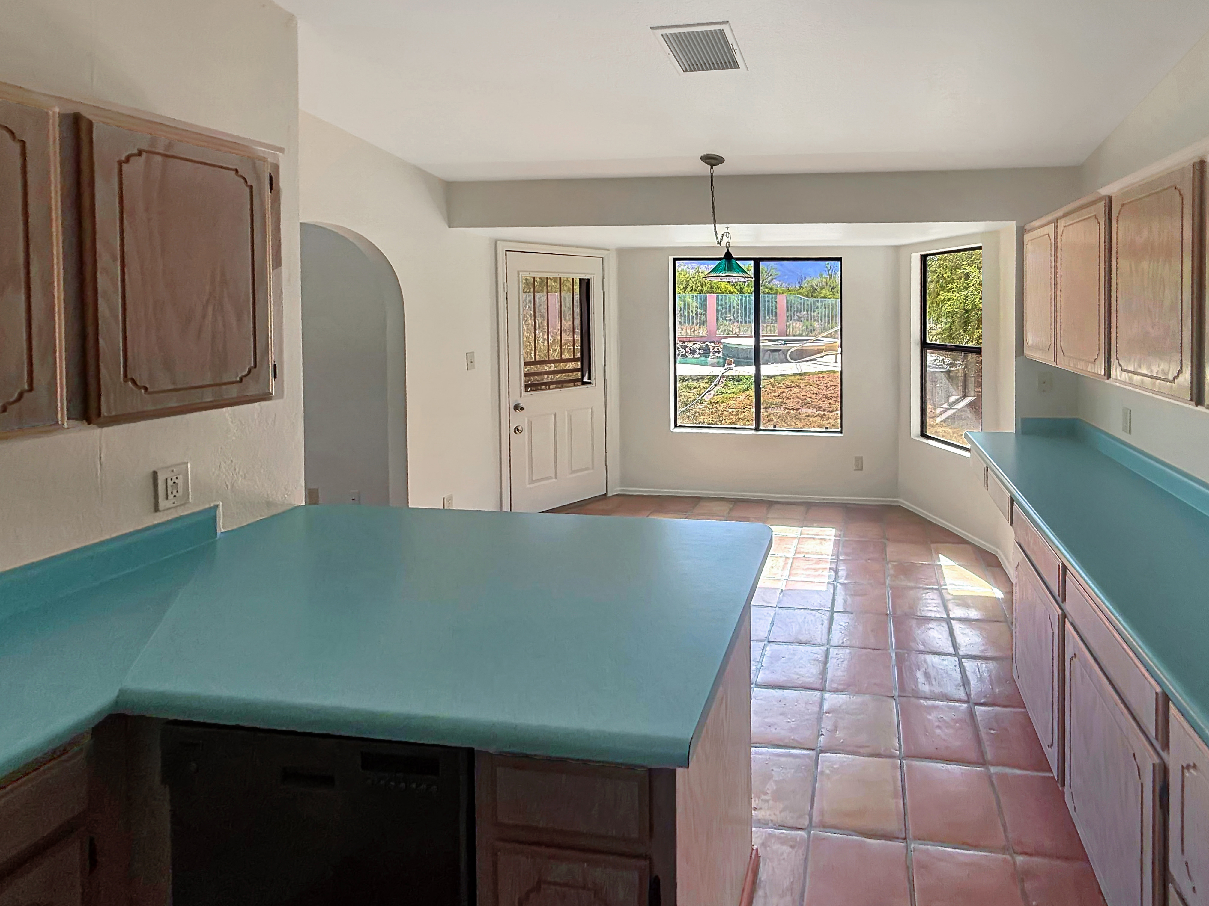 Photo 7 of 24 of 6340 S Calle De La Mango, Hereford, AZ