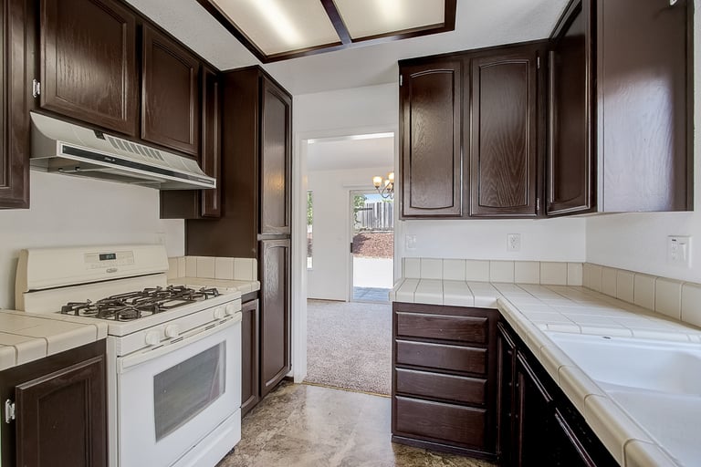 Photo 20 of 33 - 4205 Gold Ridge Way, Antelope, CA 95843