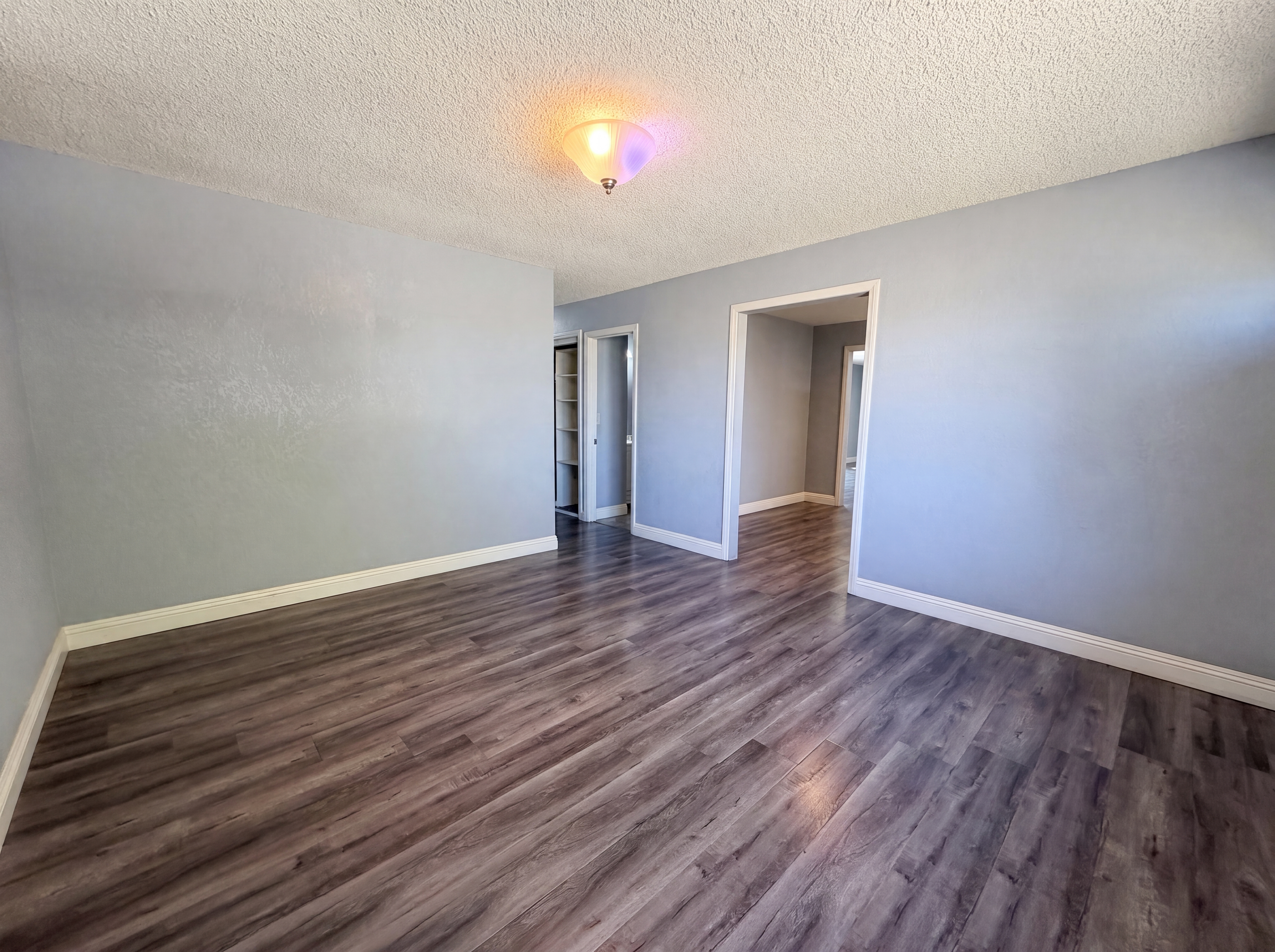 Photo 8 of 24 of 15929 La Verida Dr, Victorville, CA