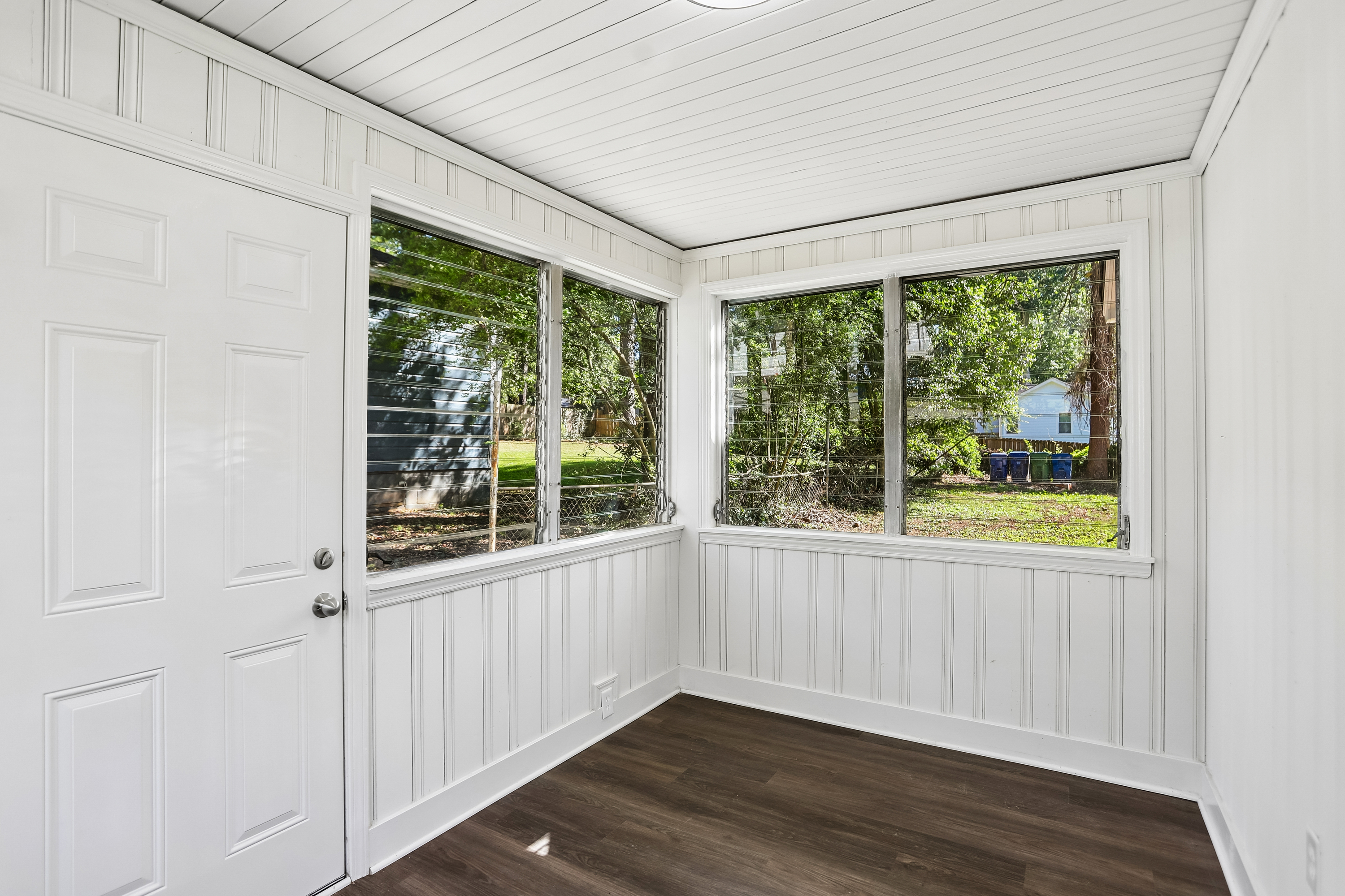 Photo 39 of 53 of 1330 Lynford Dr SW, Atlanta, GA