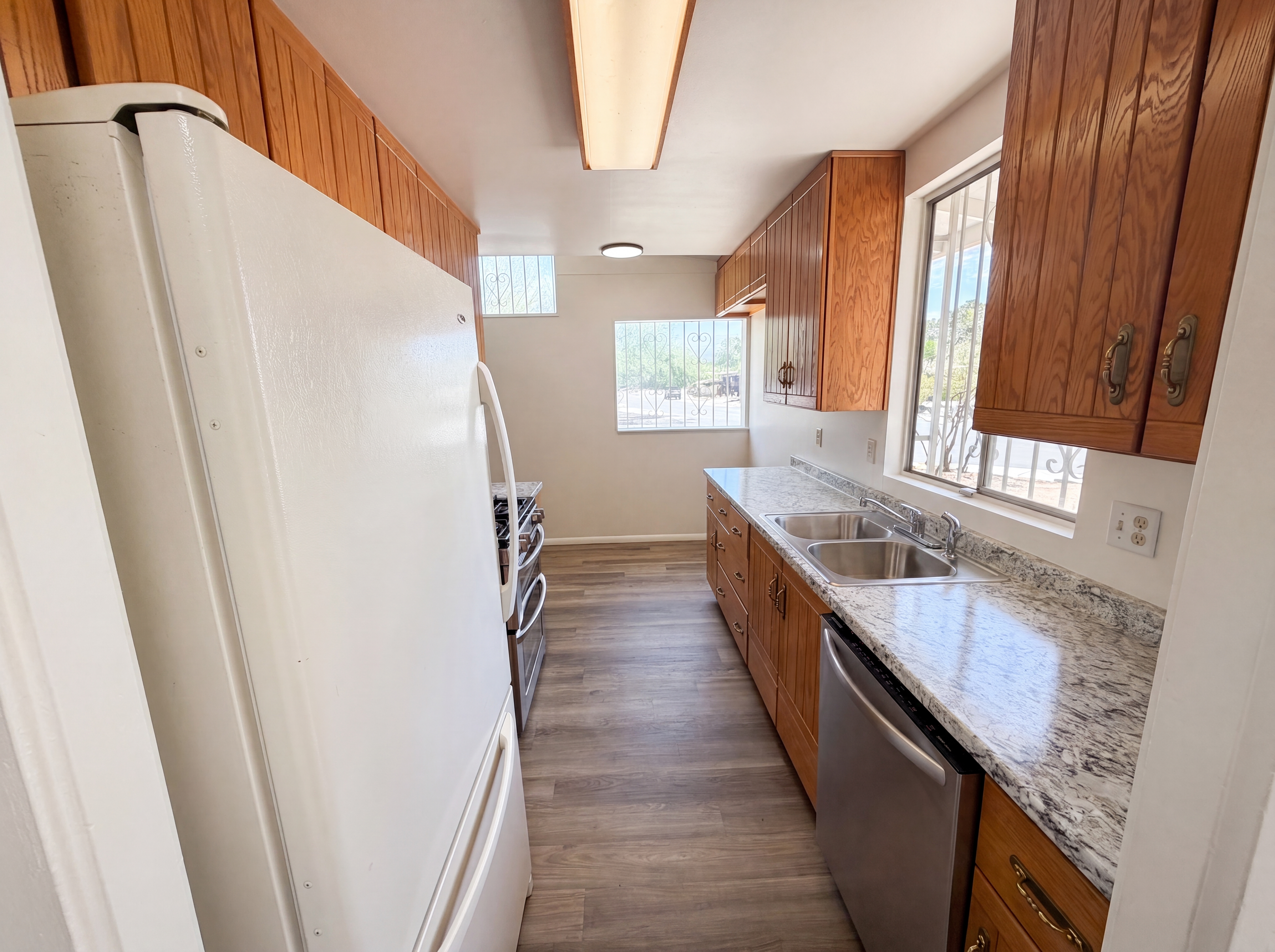 Photo 6 of 21 of 2901 N Cloverland Ave, Tucson, AZ