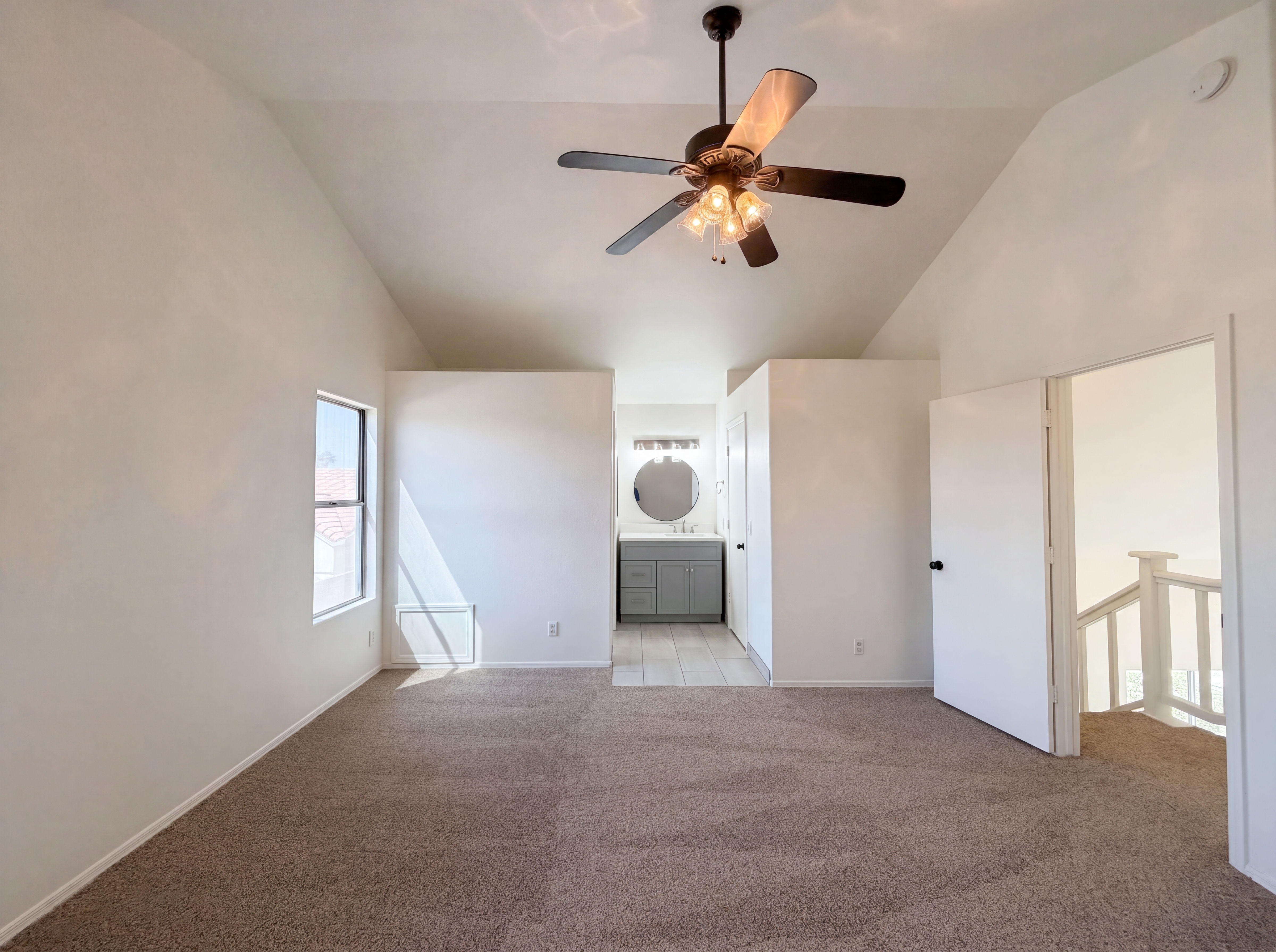 Photo 4 of 21 of 1114 S Tiago Dr, Gilbert, AZ