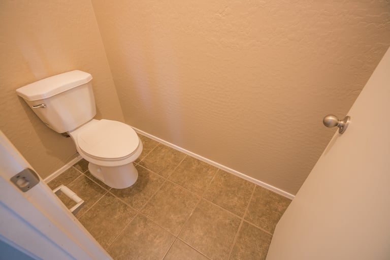 Photo 15 of 32 - 15422 N 170th Ln, Surprise, AZ 85388
