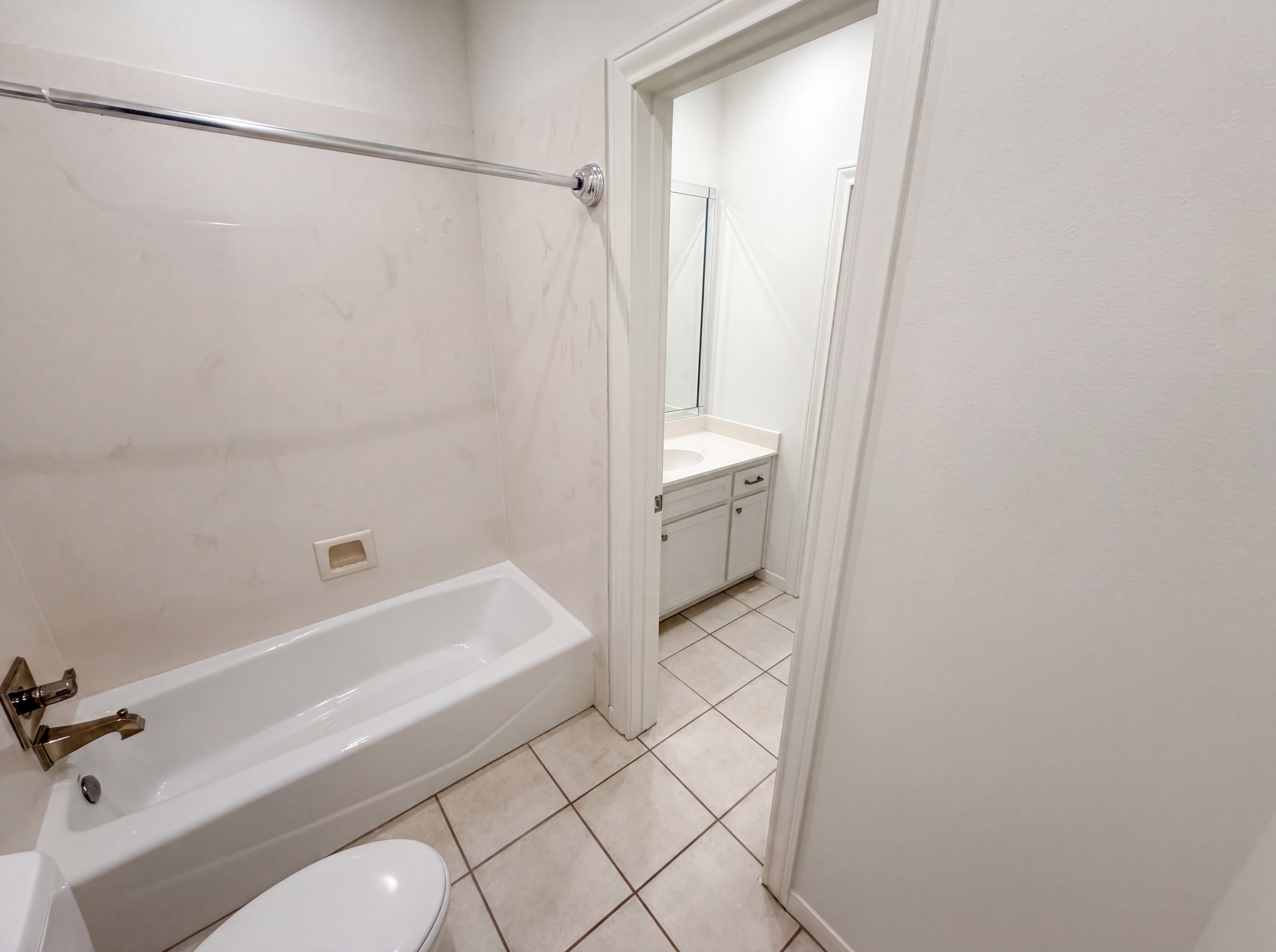 Photo 34 of 61 of 4385 Brownstone Dr, Beaumont, TX