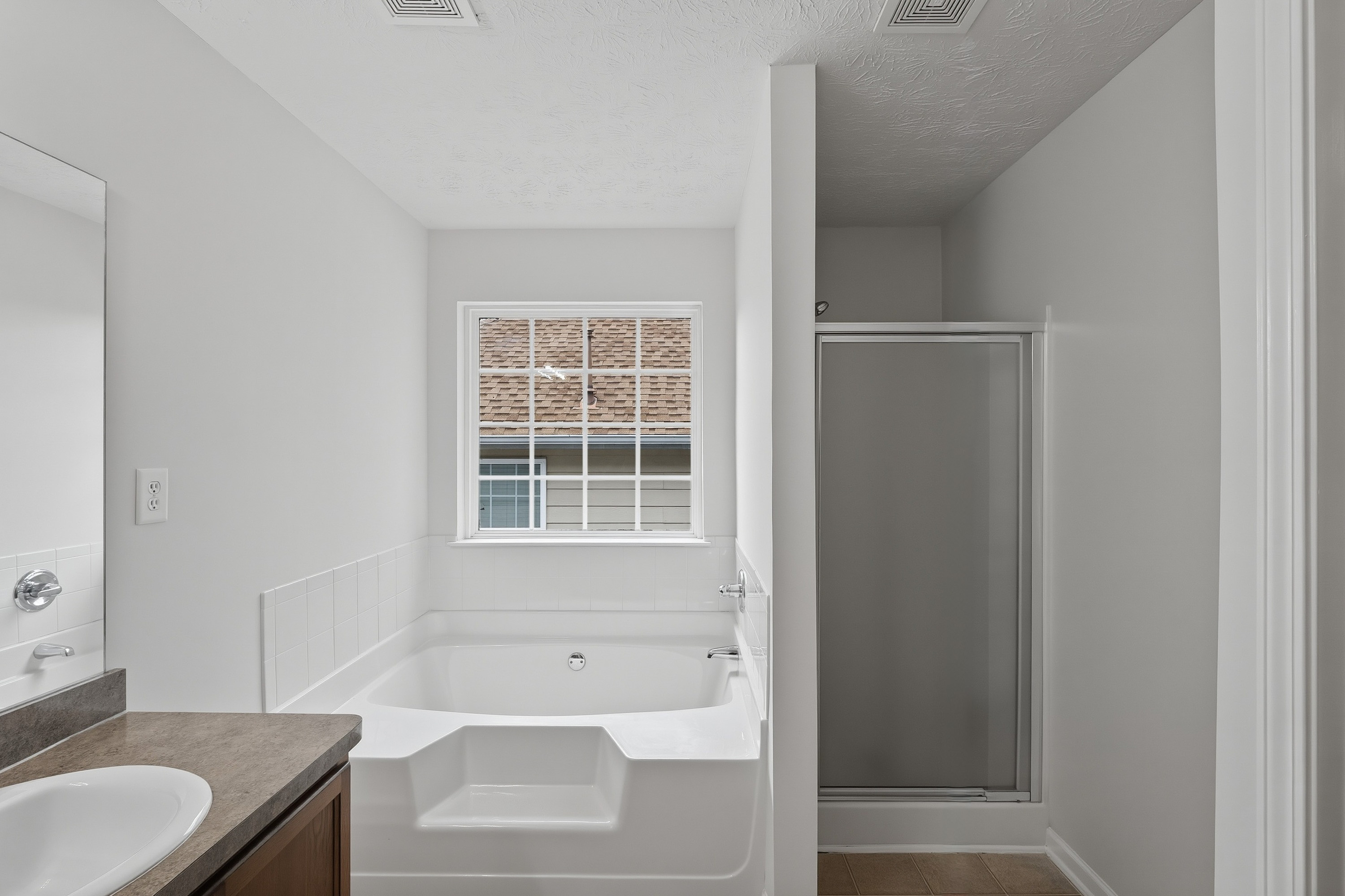 Photo 30 of 41 of 2213 Pine View Trl, Ellenwood, GA