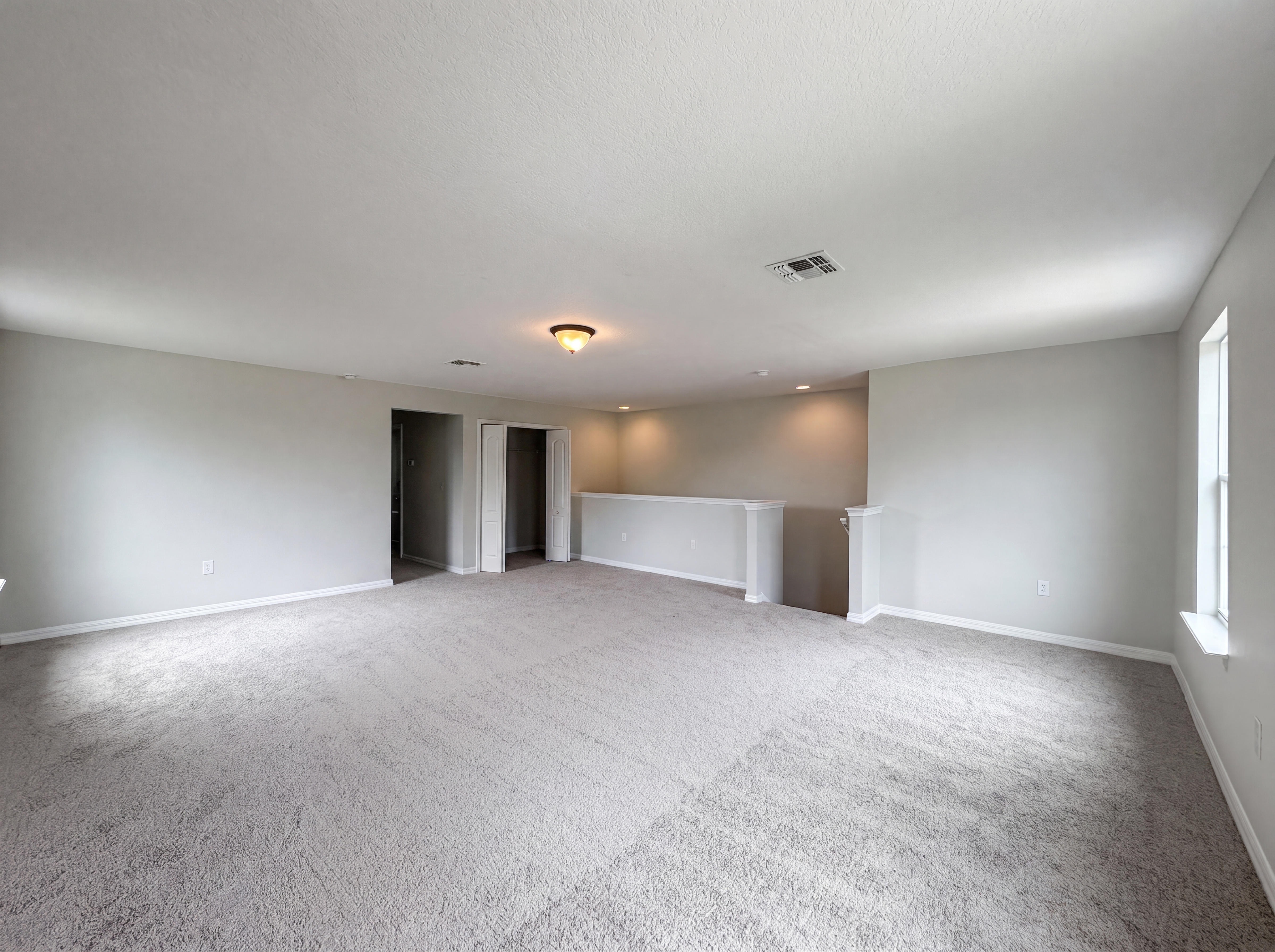 Photo 13 of 22 of 4876 Grassy Knoll Dr, Tavares, FL