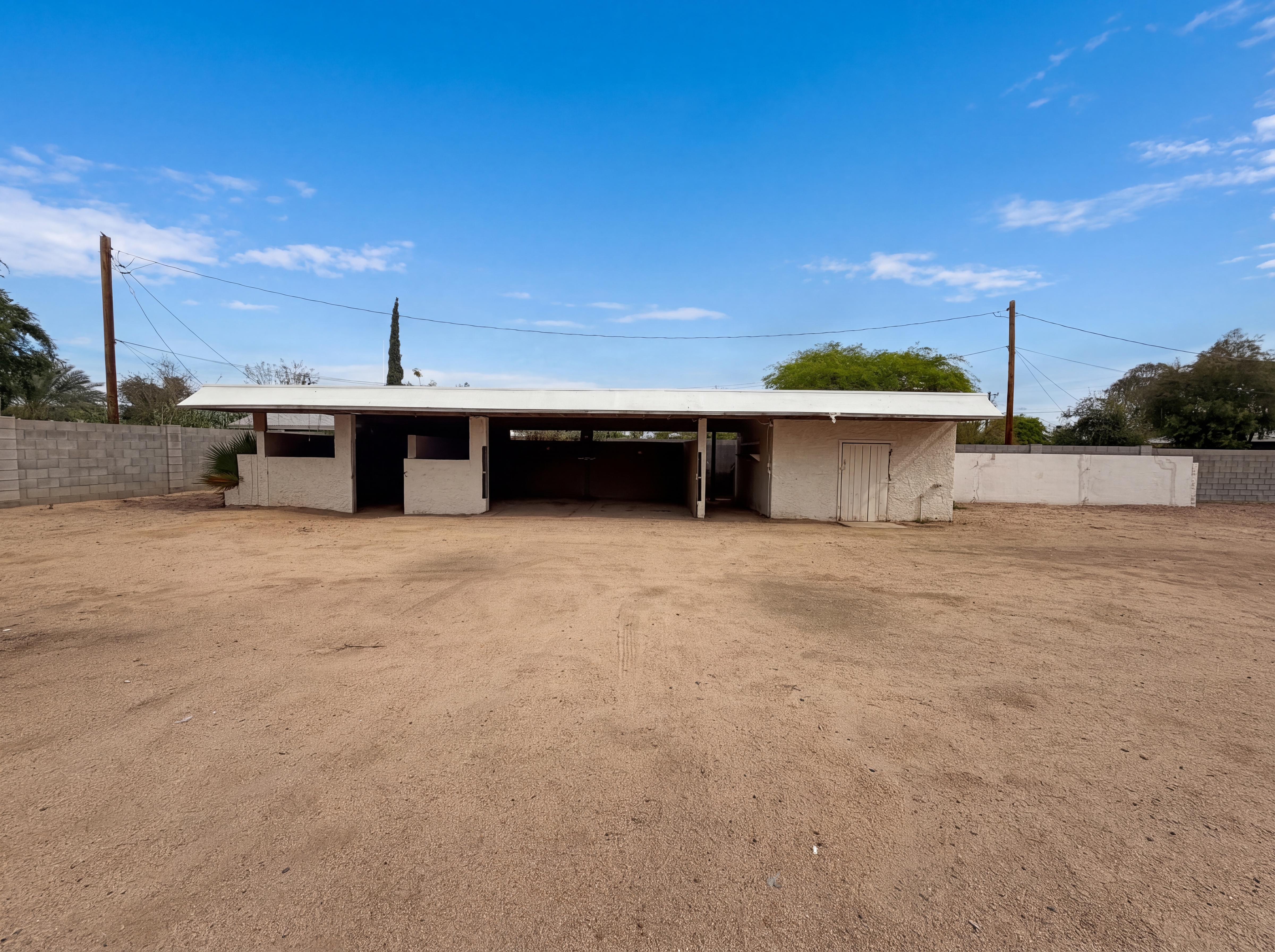 Photo 13 of 26 of 2722 E Nisbet Rd, Phoenix, AZ
