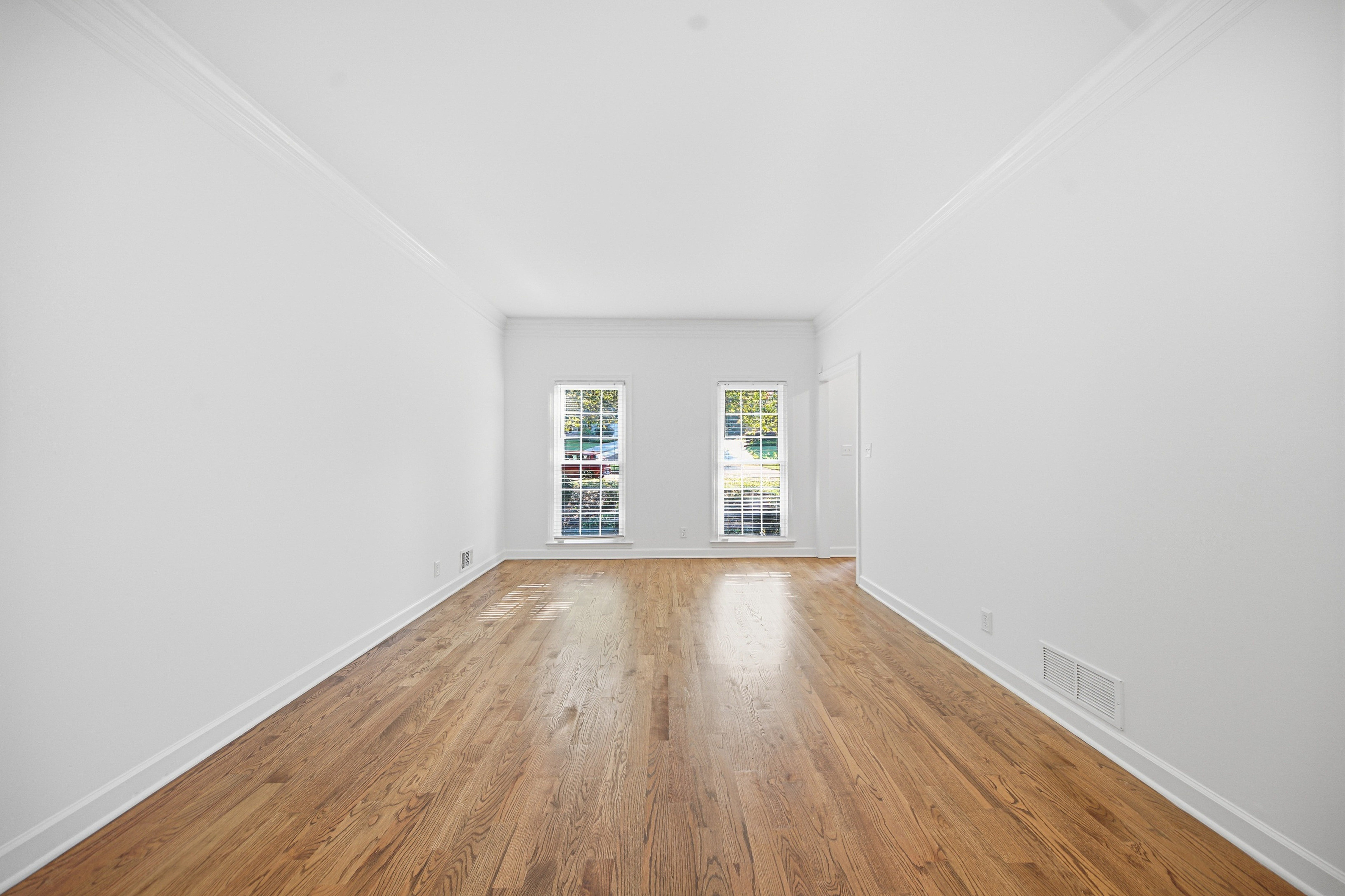 Photo 15 of 36 of 1440 Shade Tree Way, Alpharetta, GA