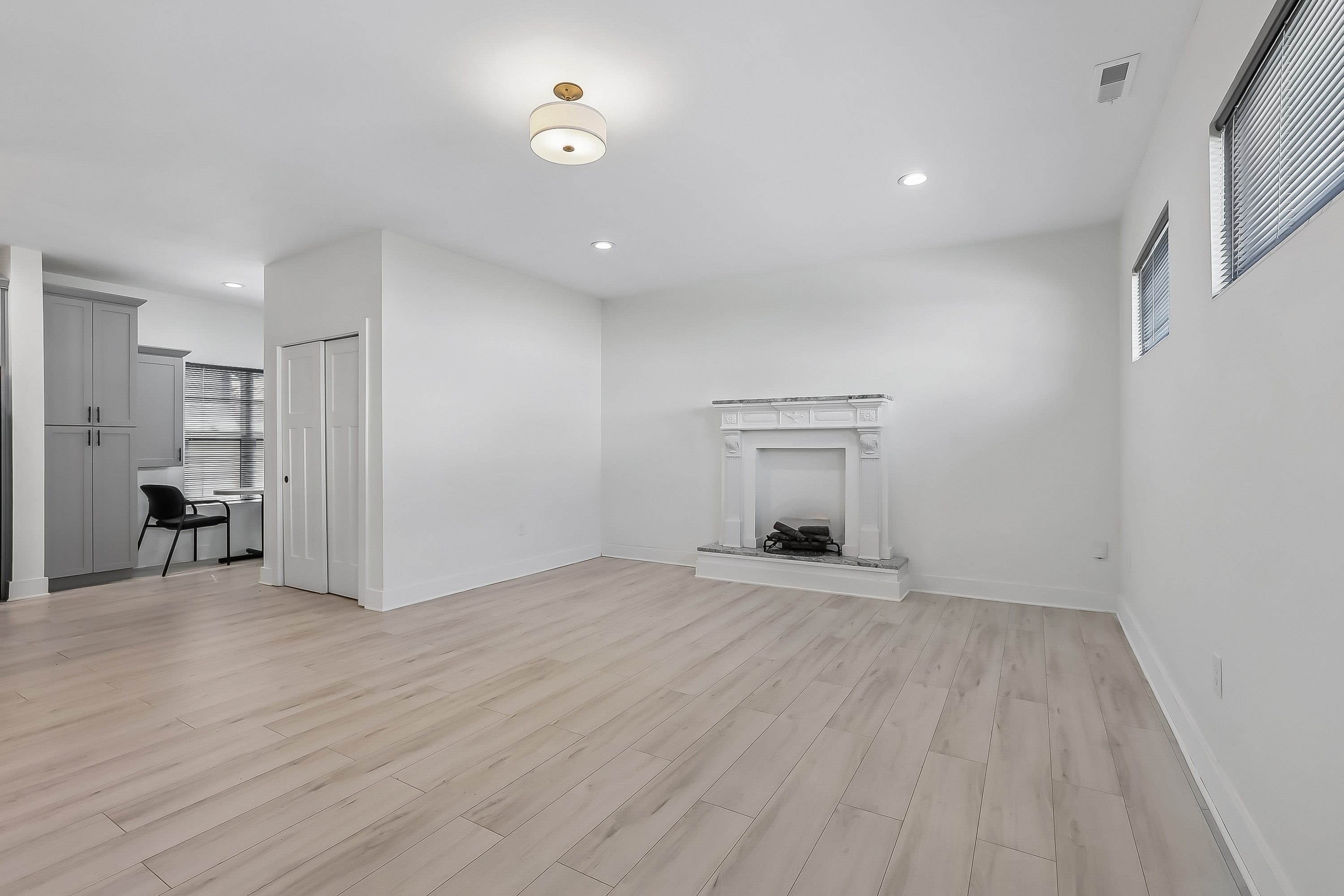 Photo 43 of 47 of 401 Sanders St, Indianapolis, IN