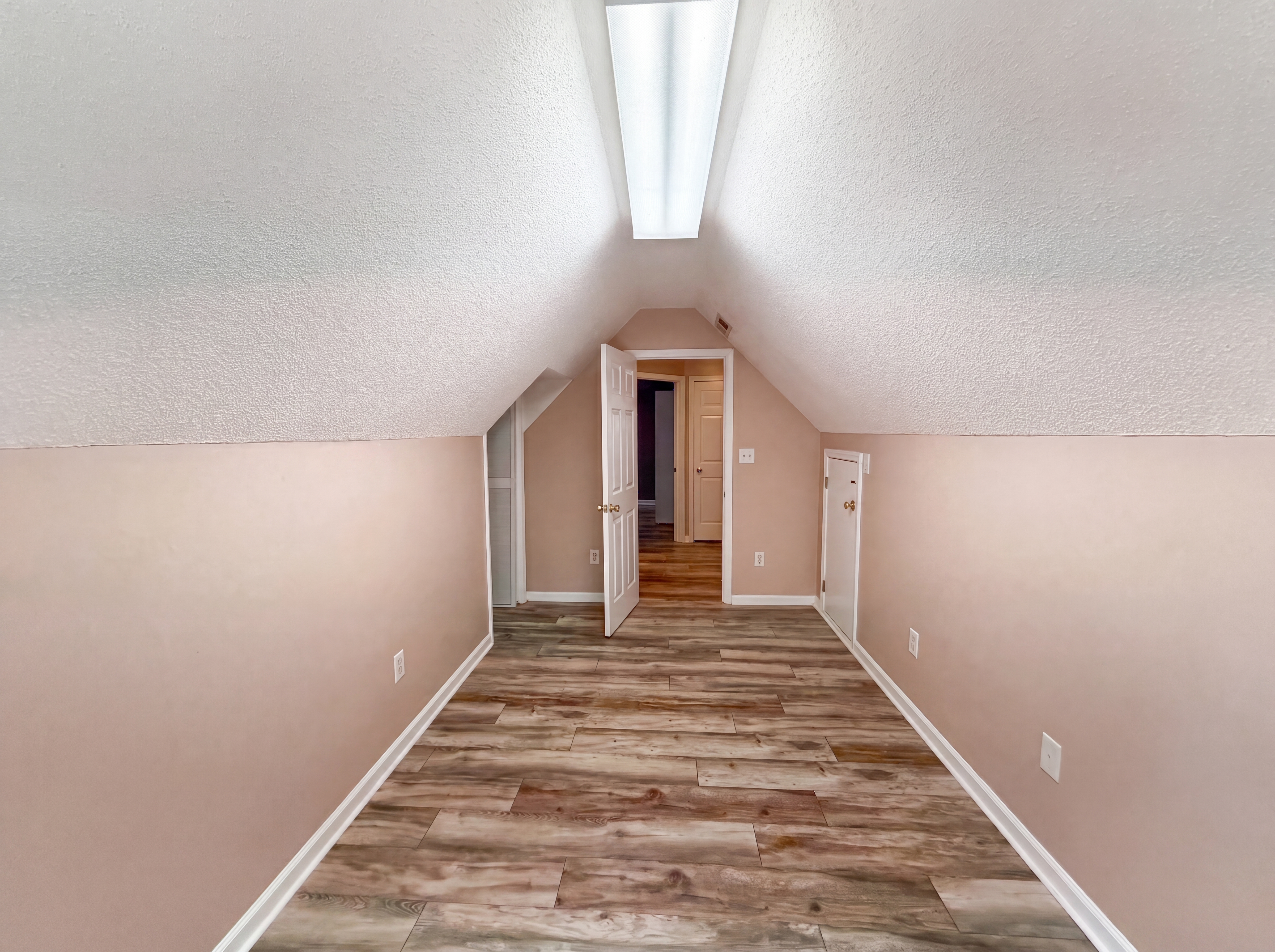 Photo 14 of 27 of 311 Hickory Wood Dr, Kannapolis, NC