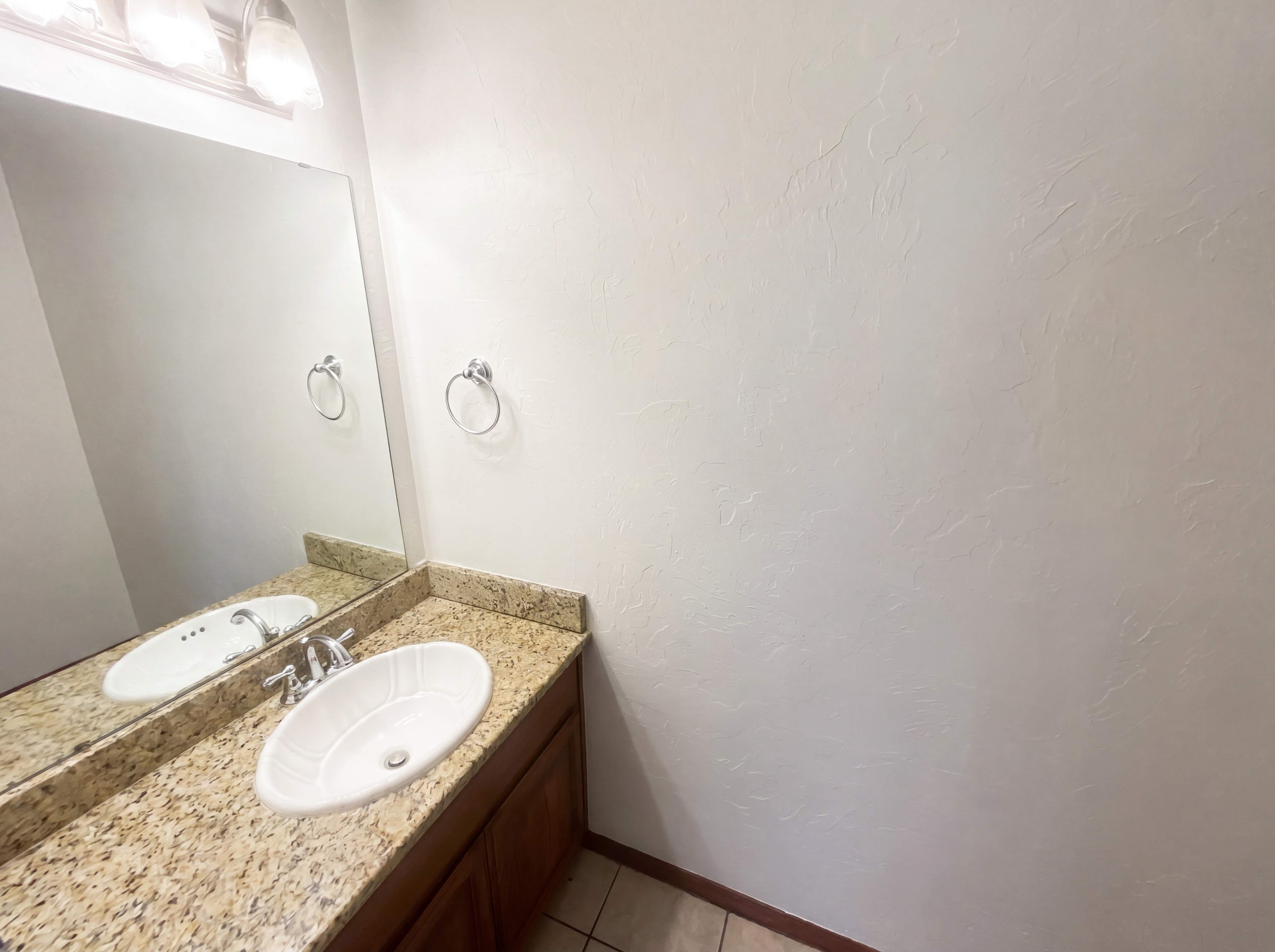 Photo 10 of 21 of 13808 S Robinson Ave, Oklahoma City, OK