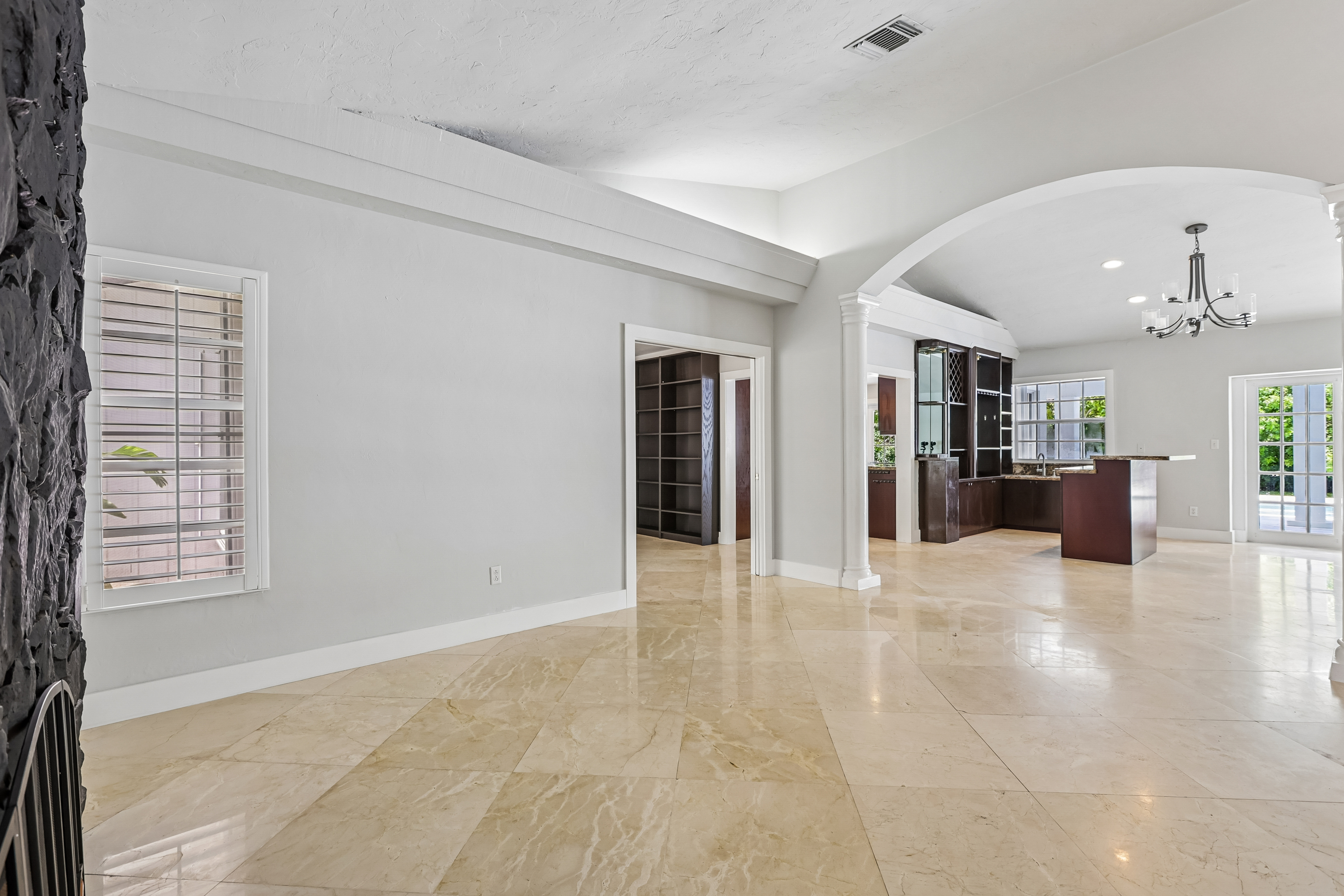 Photo 18 of 75 of 7745 SW 183rd Ter, Palmetto Bay, FL