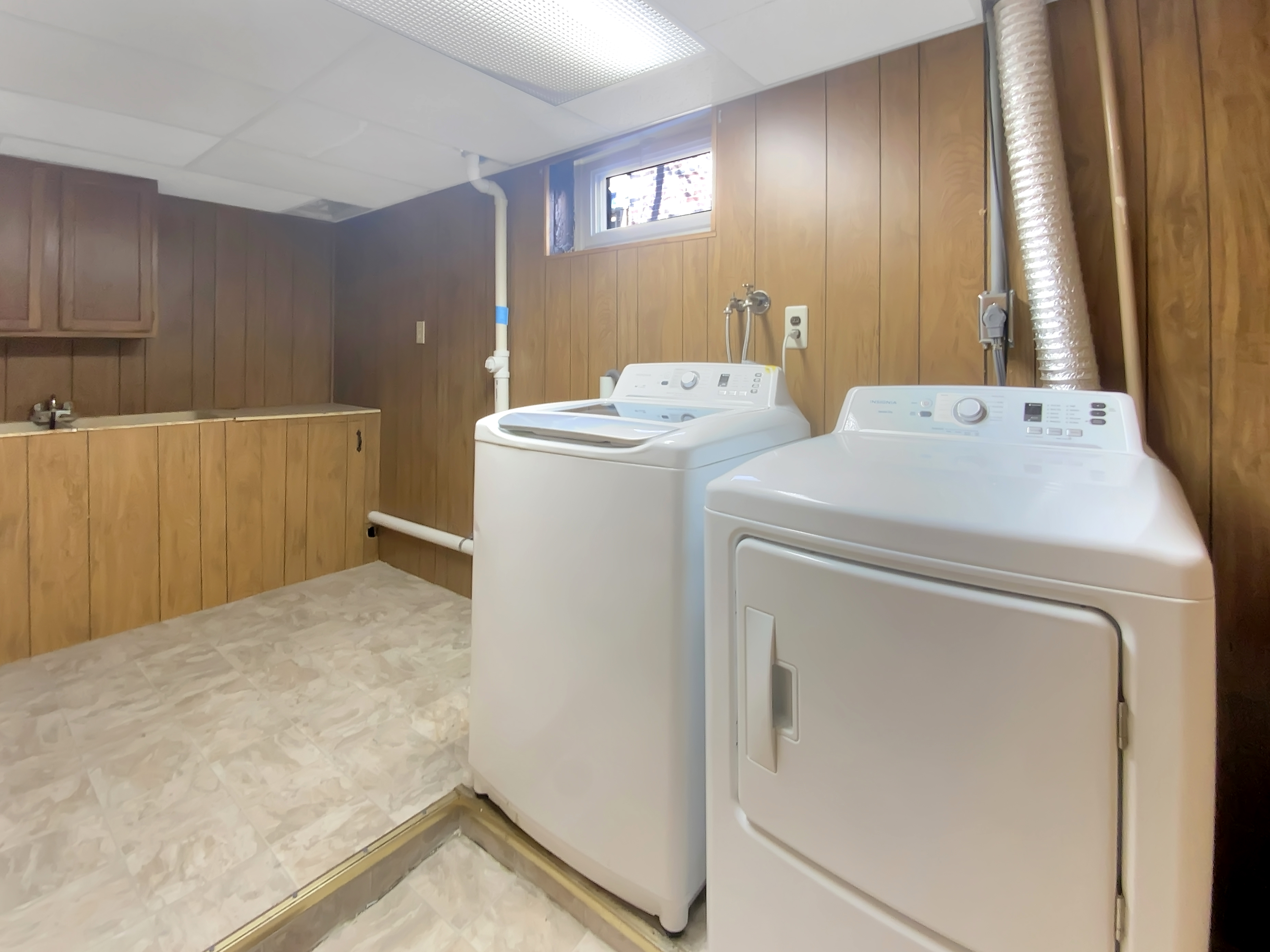 Photo 15 of 19 of 826 Catskill Dr, Saint Louis, MO
