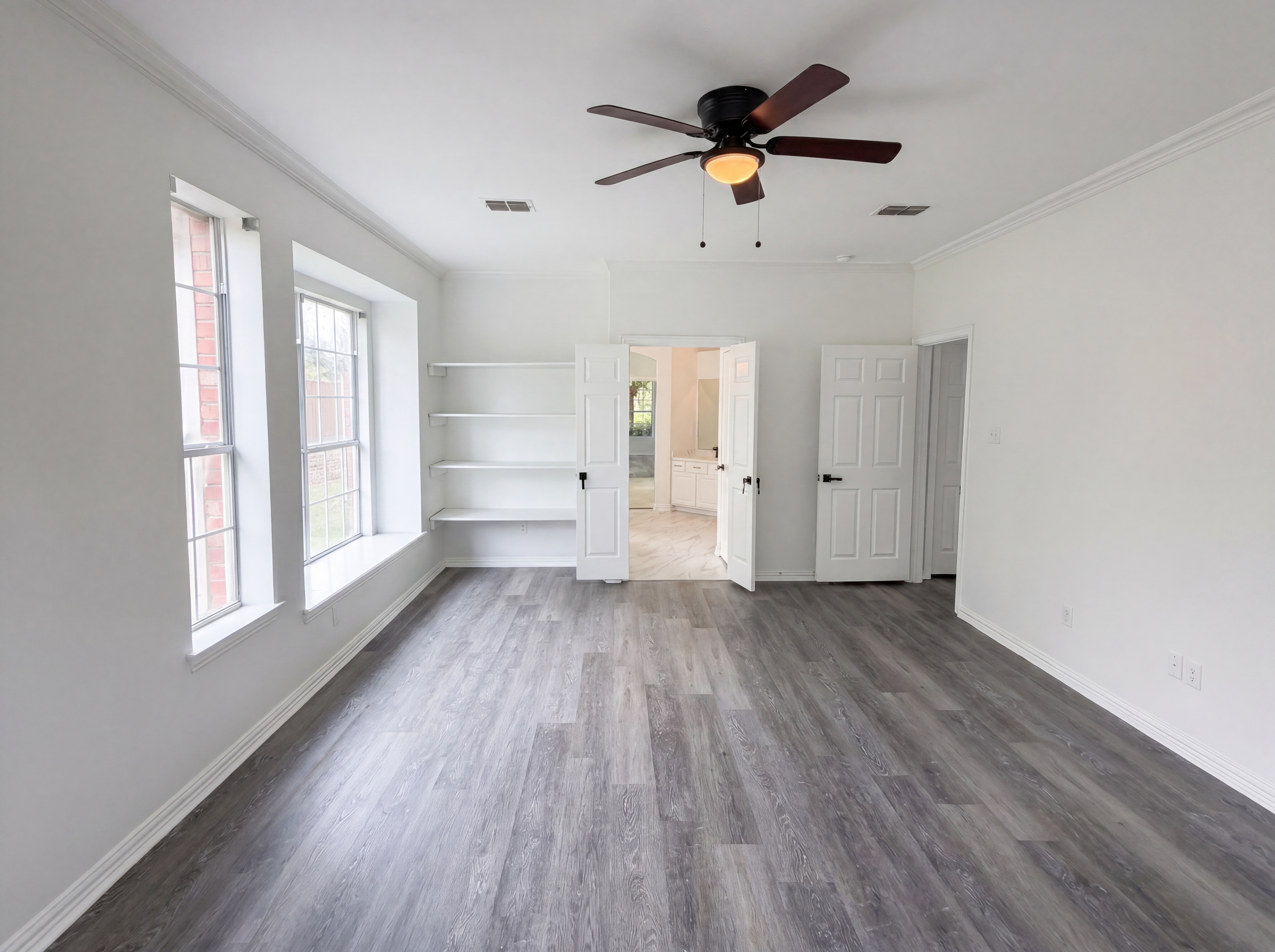 Photo 4 of 23 of 3853 Wintergreen Dr, Plano, TX